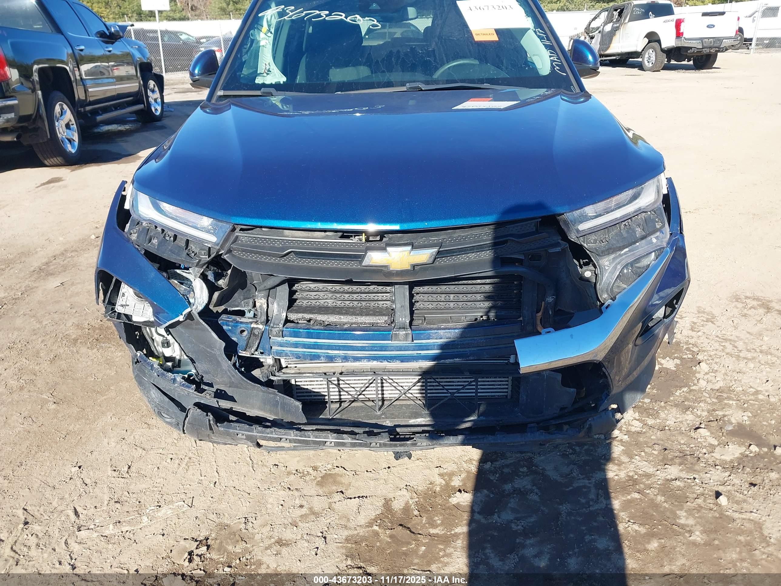 CHEVROLET TRAILBLAZER image 6