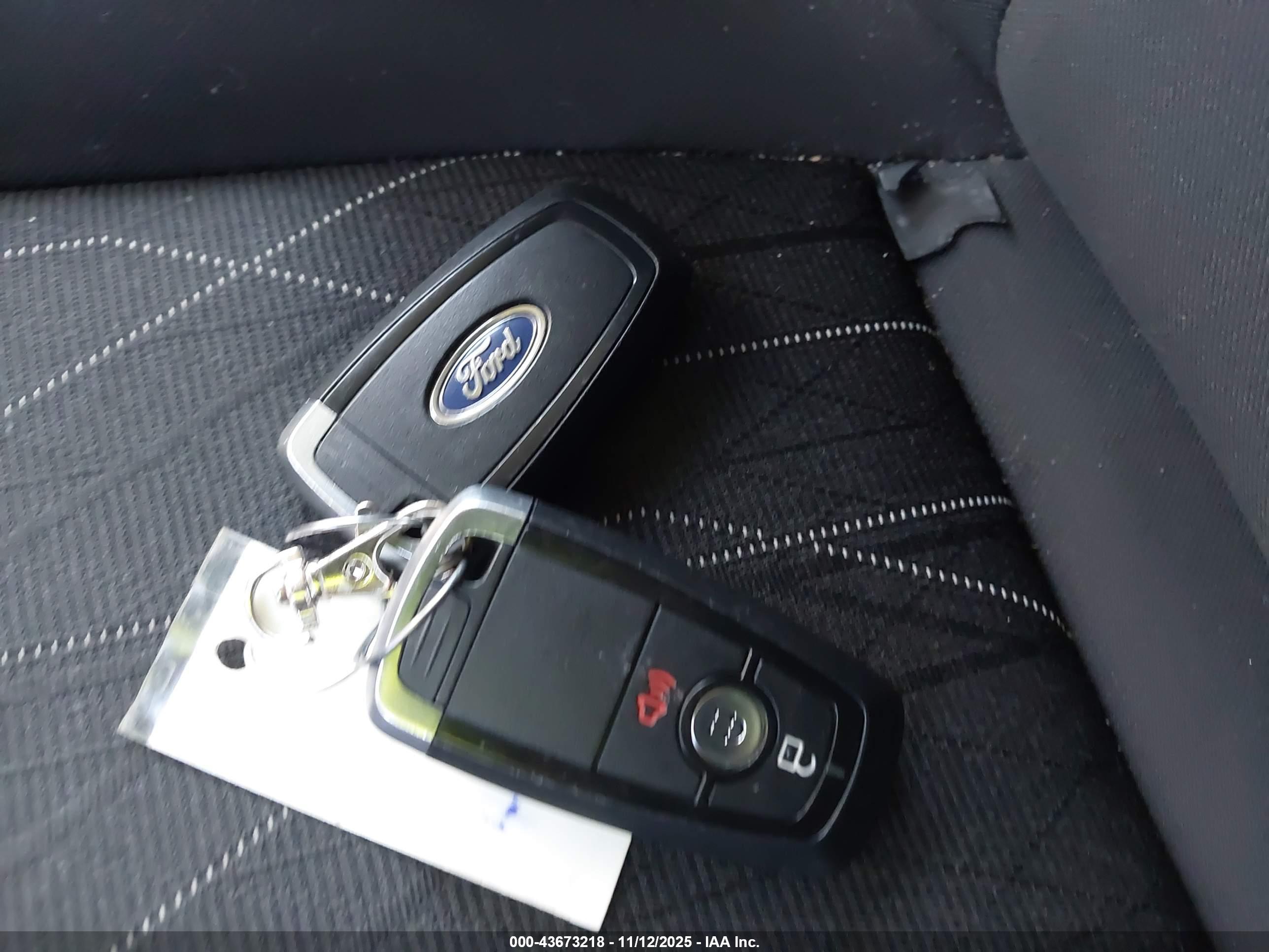 FORD ECOSPORT image 11