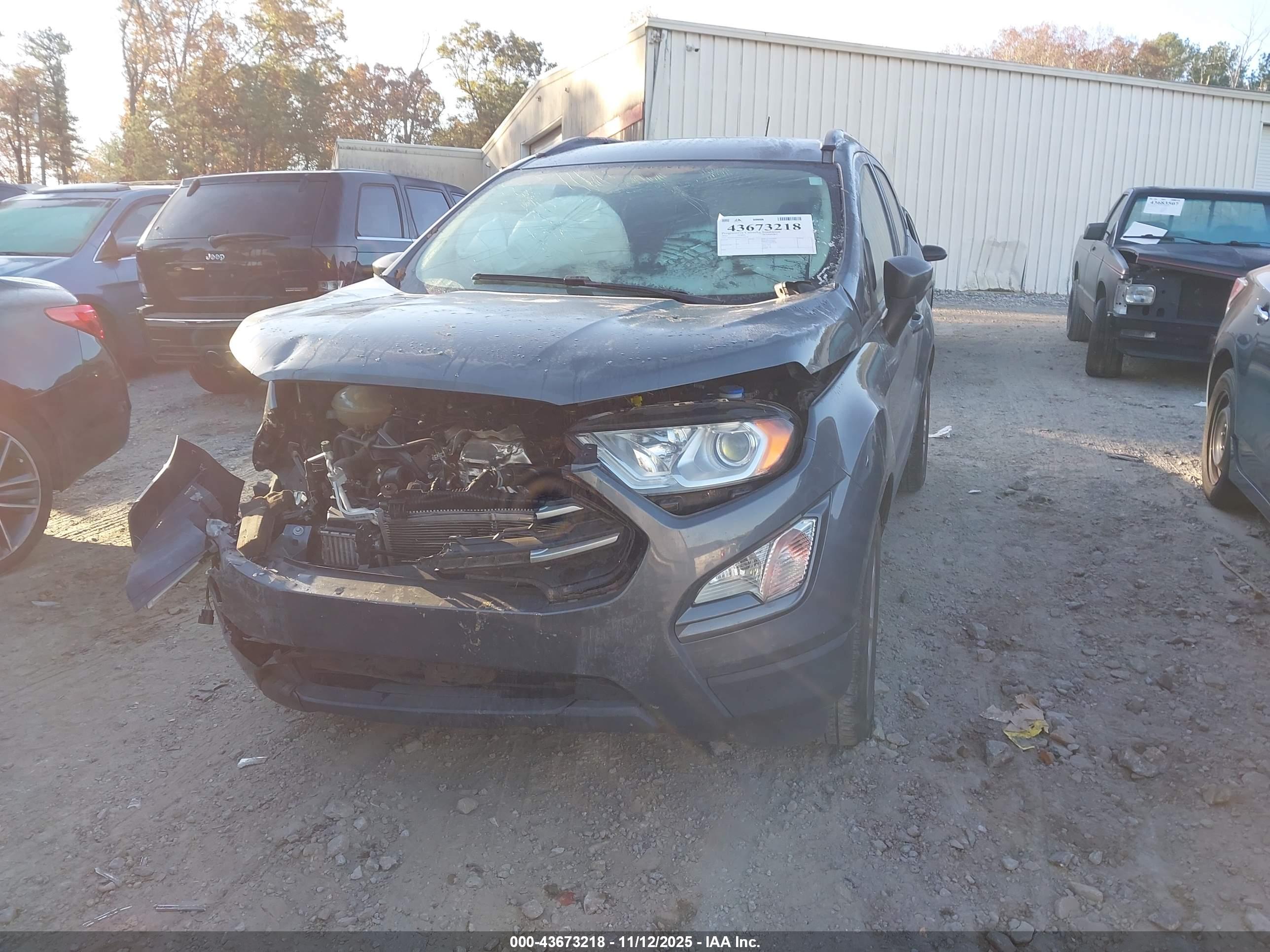 FORD ECOSPORT image 2