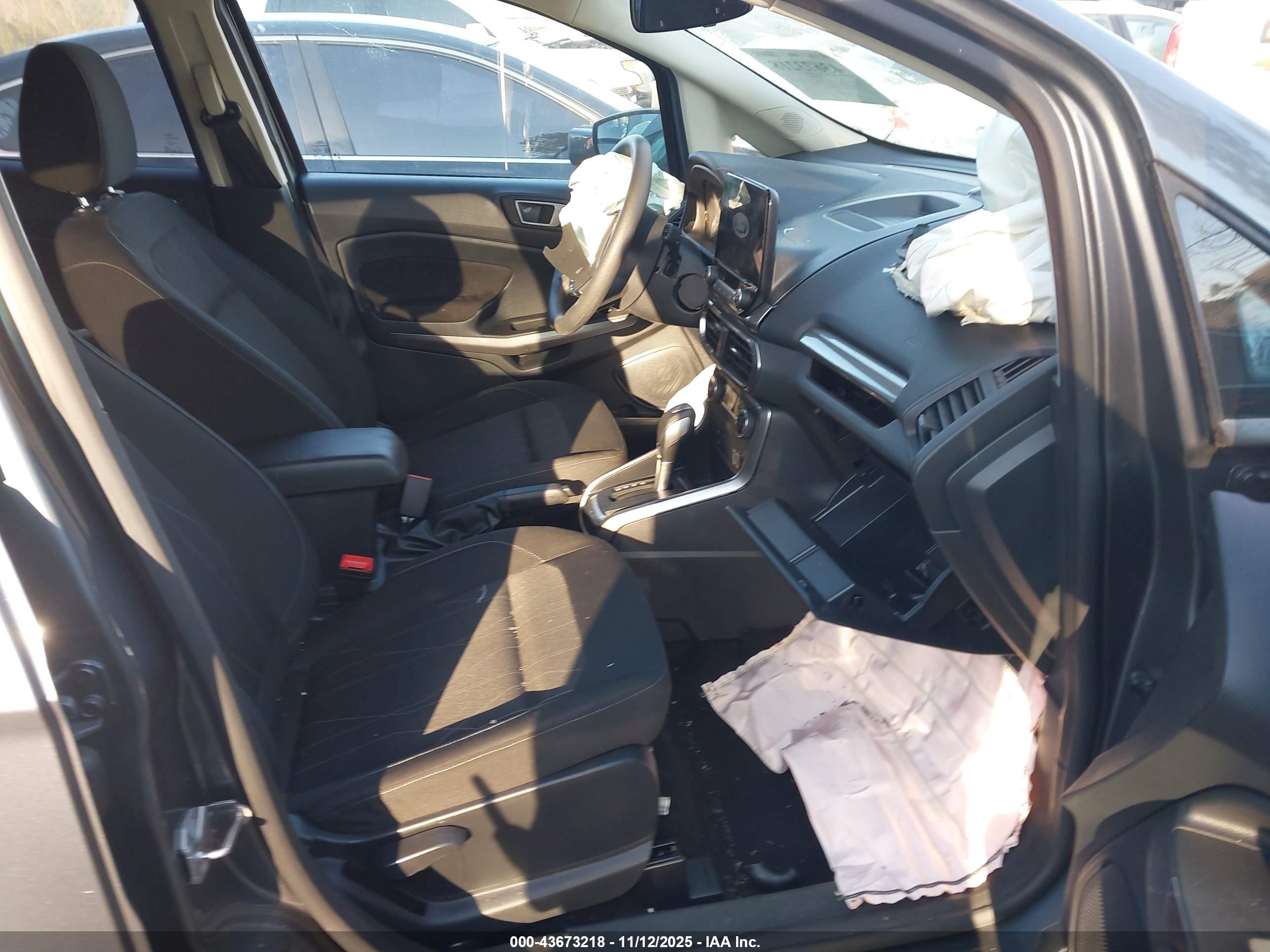 FORD ECOSPORT image 5
