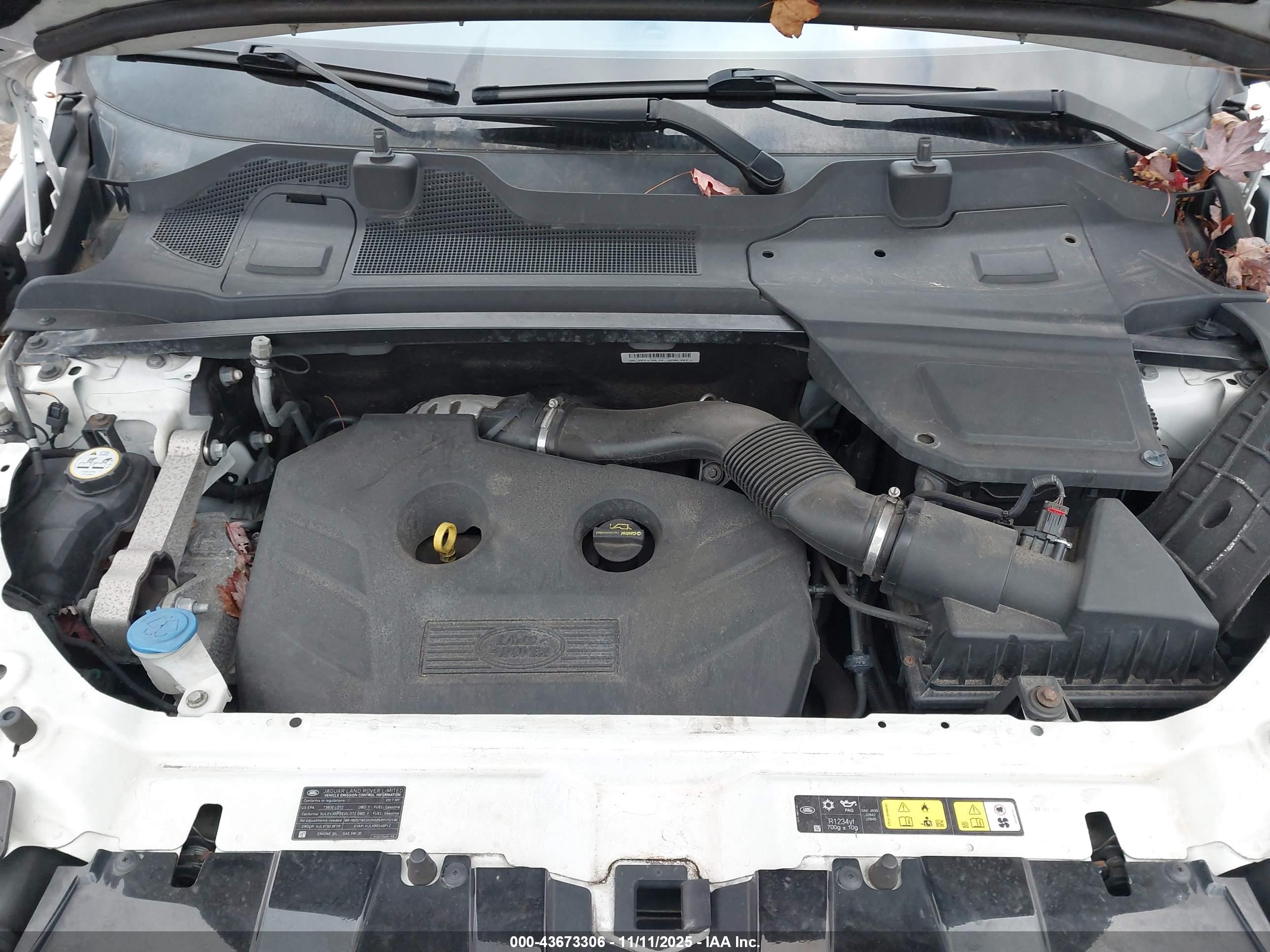 LAND ROVER image 10