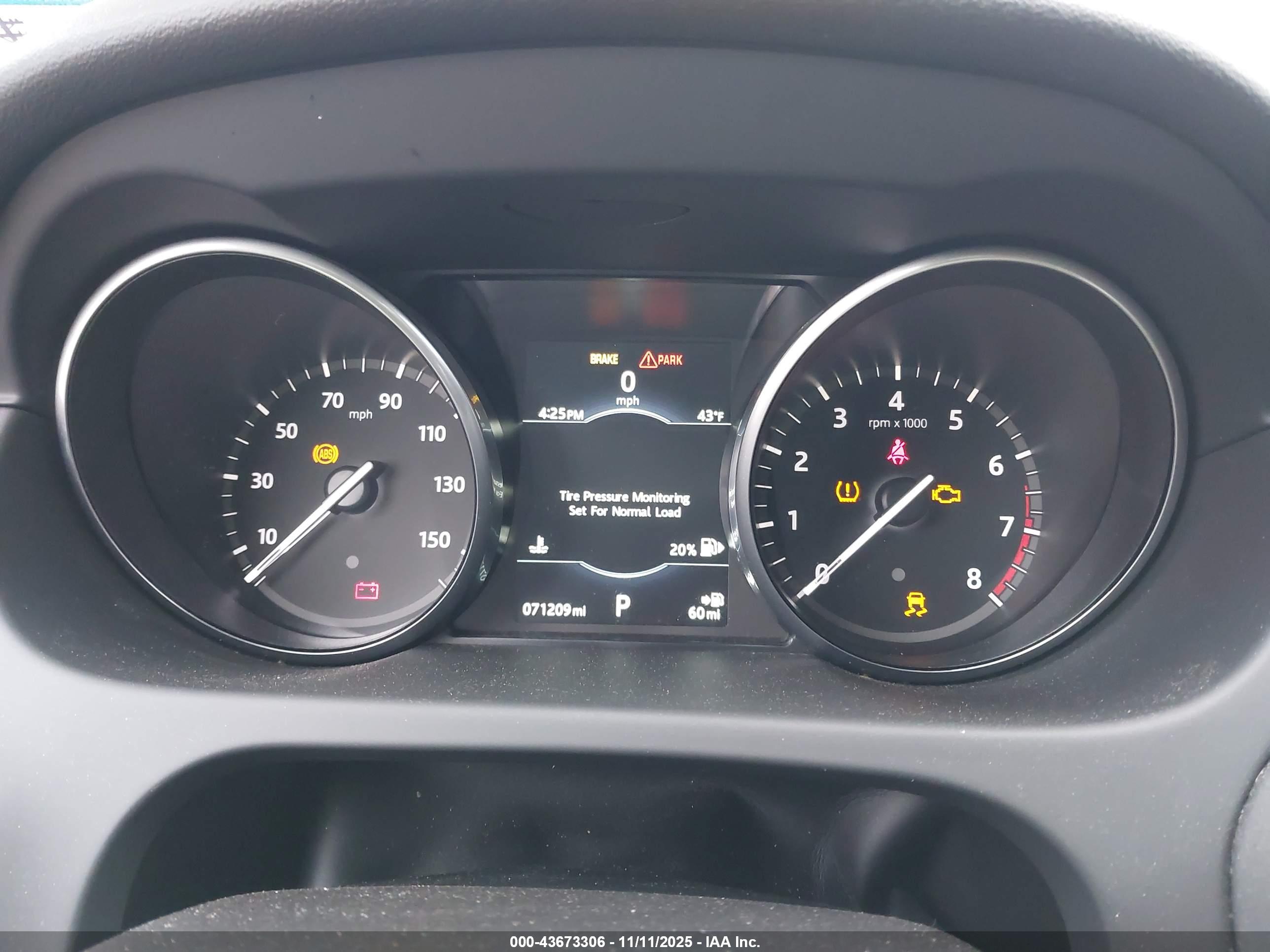 LAND ROVER image 7