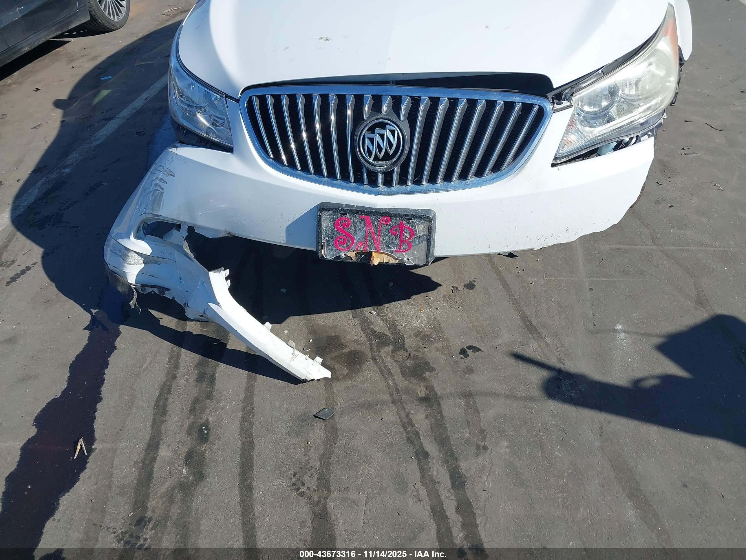 BUICK LACROSSE image 6
