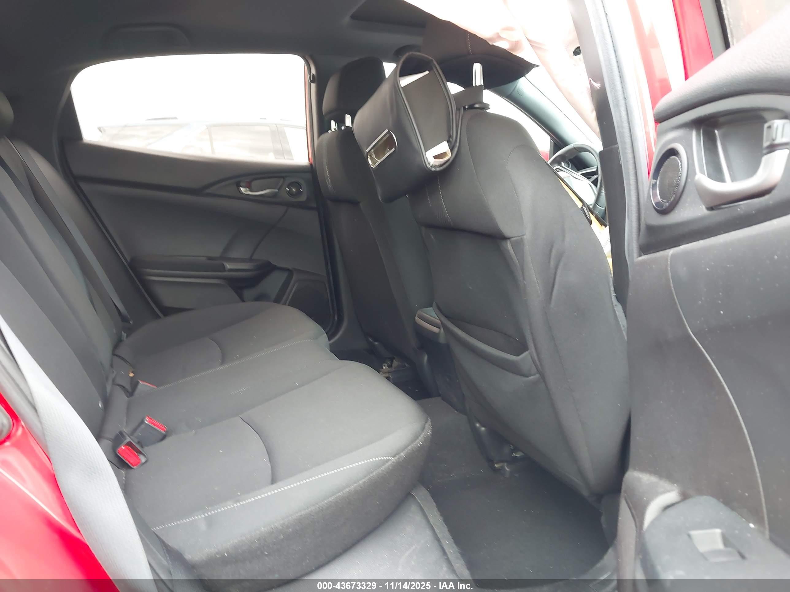 HONDA CIVIC image 8