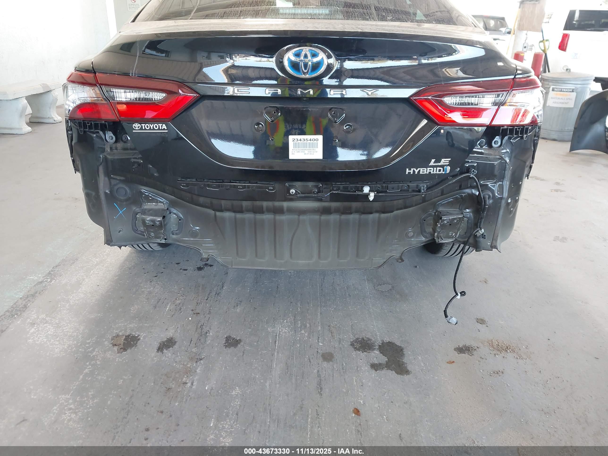 TOYOTA CAMRY image 6