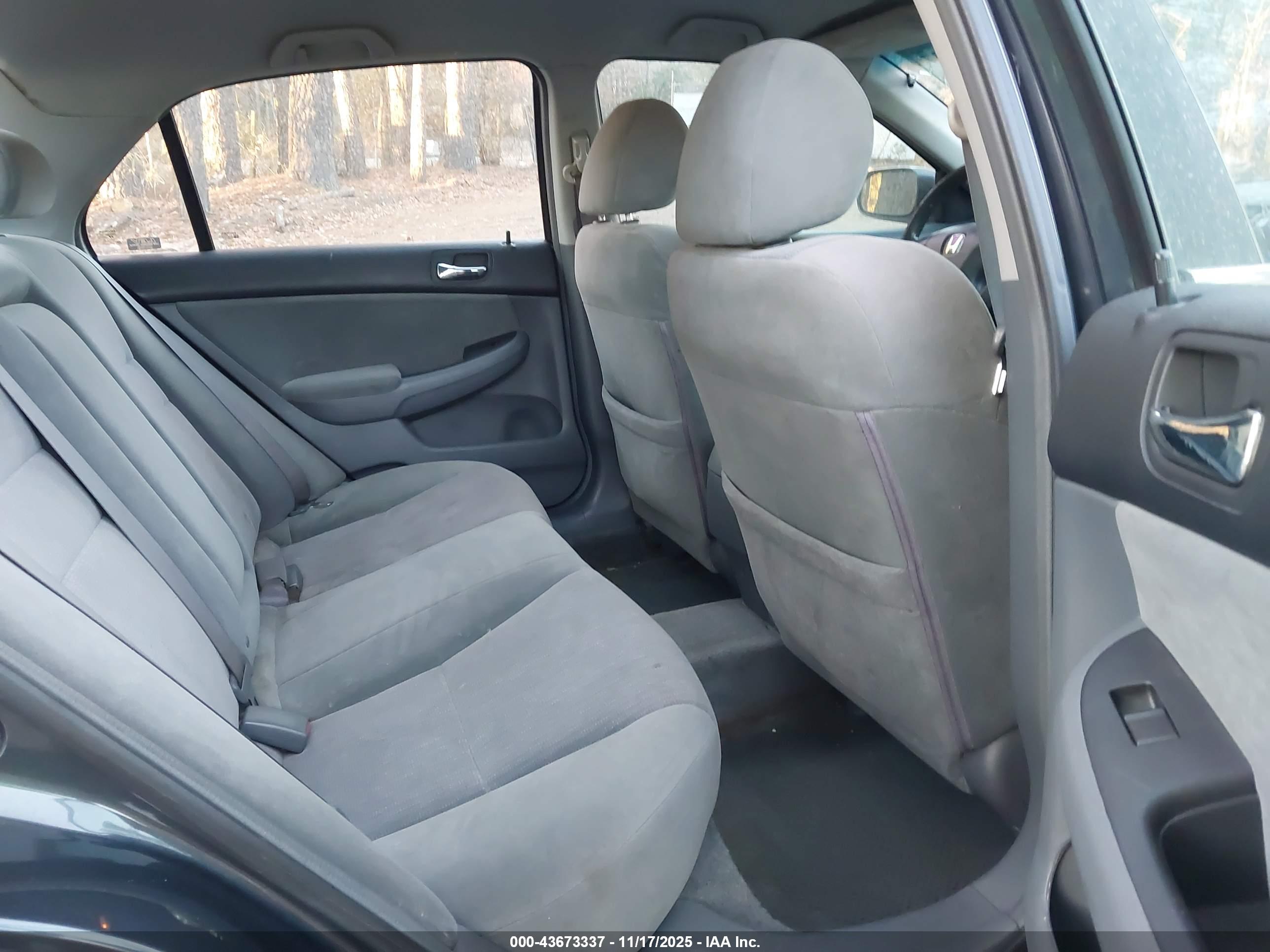 HONDA ACCORD image 8