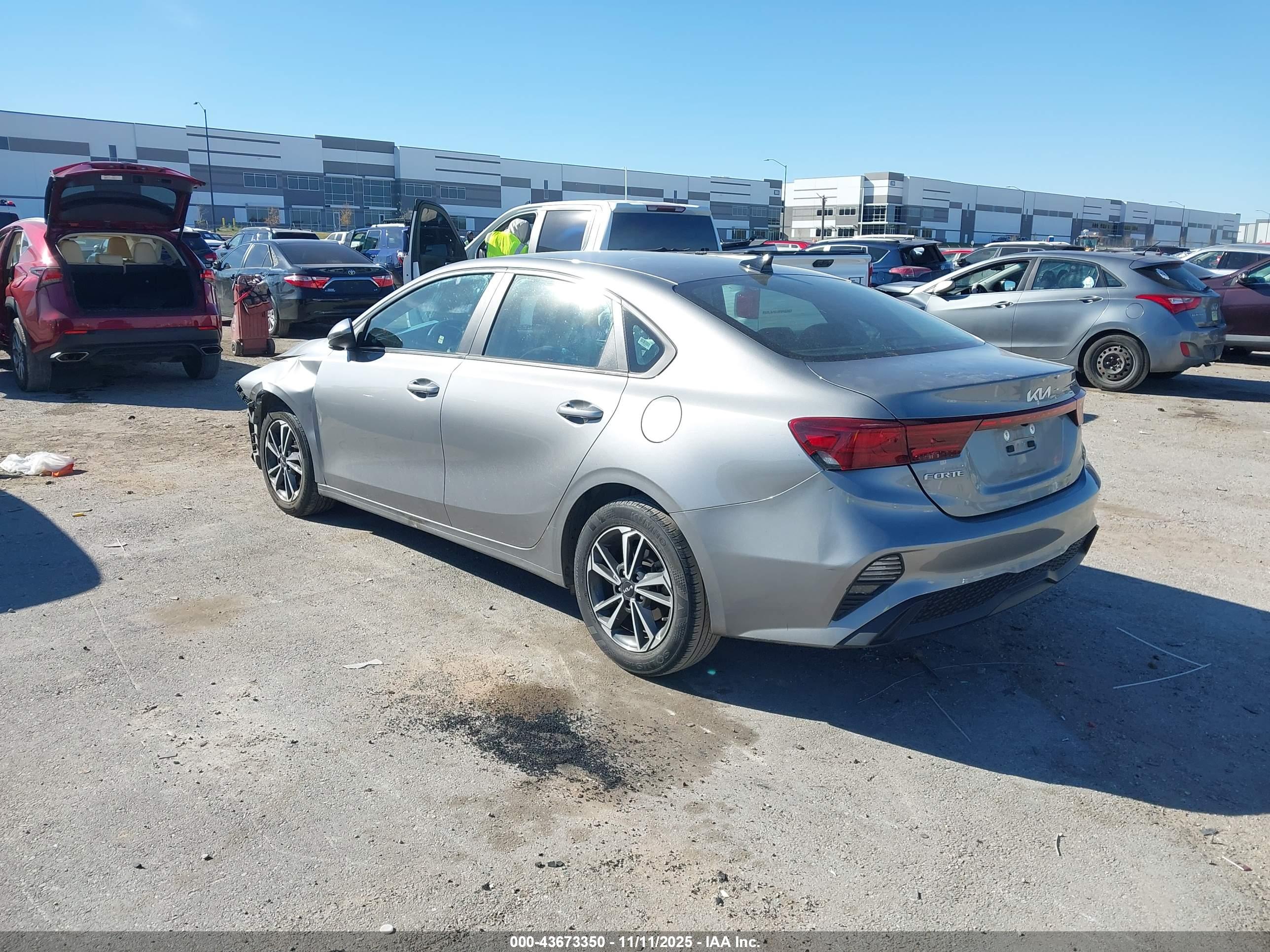 KIA FORTE image 3