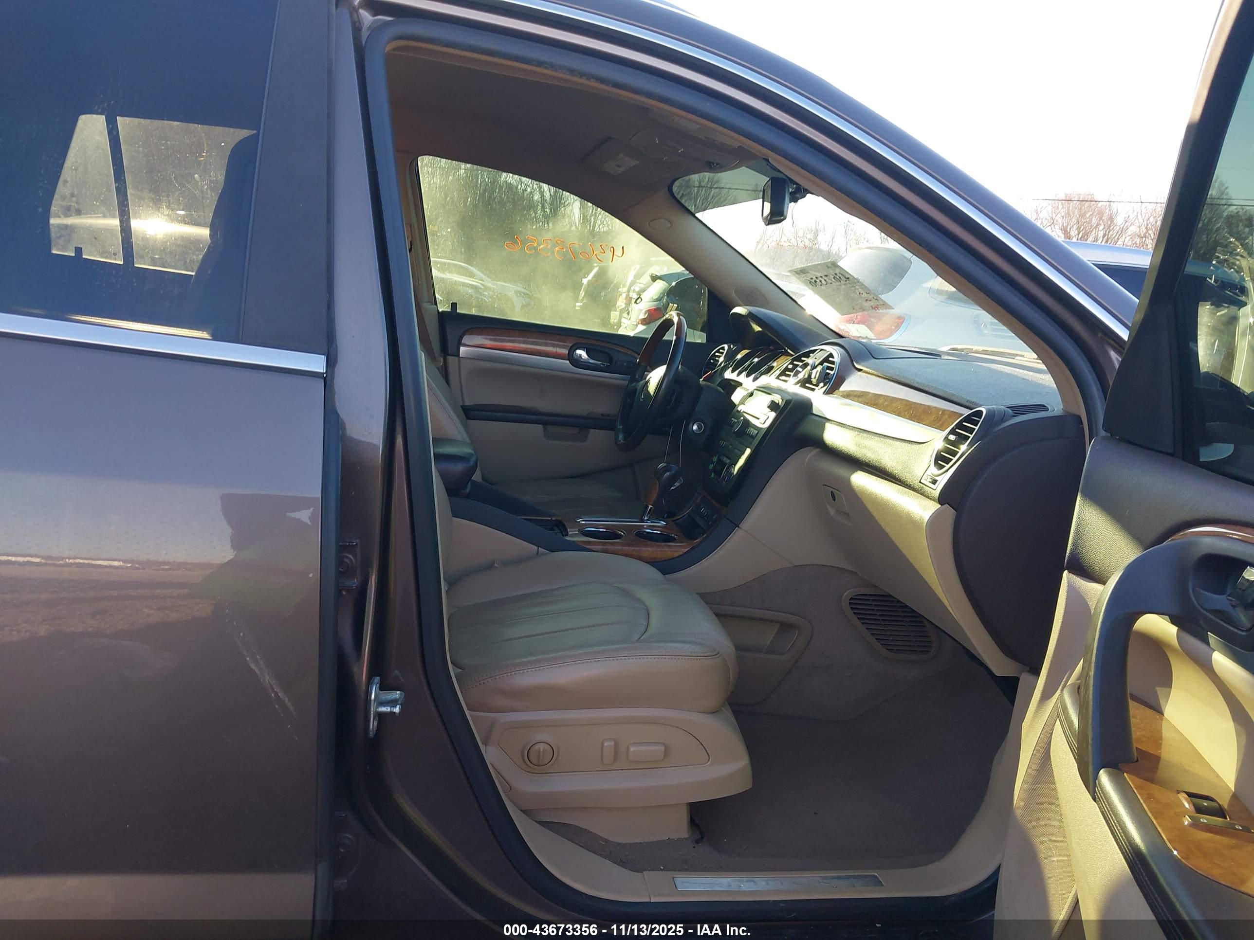 BUICK ENCLAVE image 5