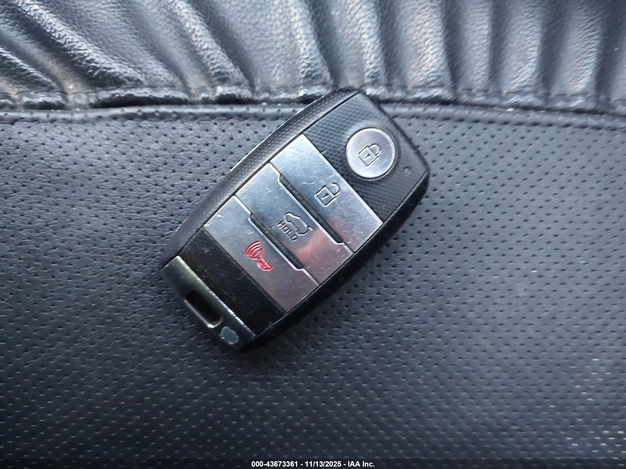KIA SPORTAGE image 11