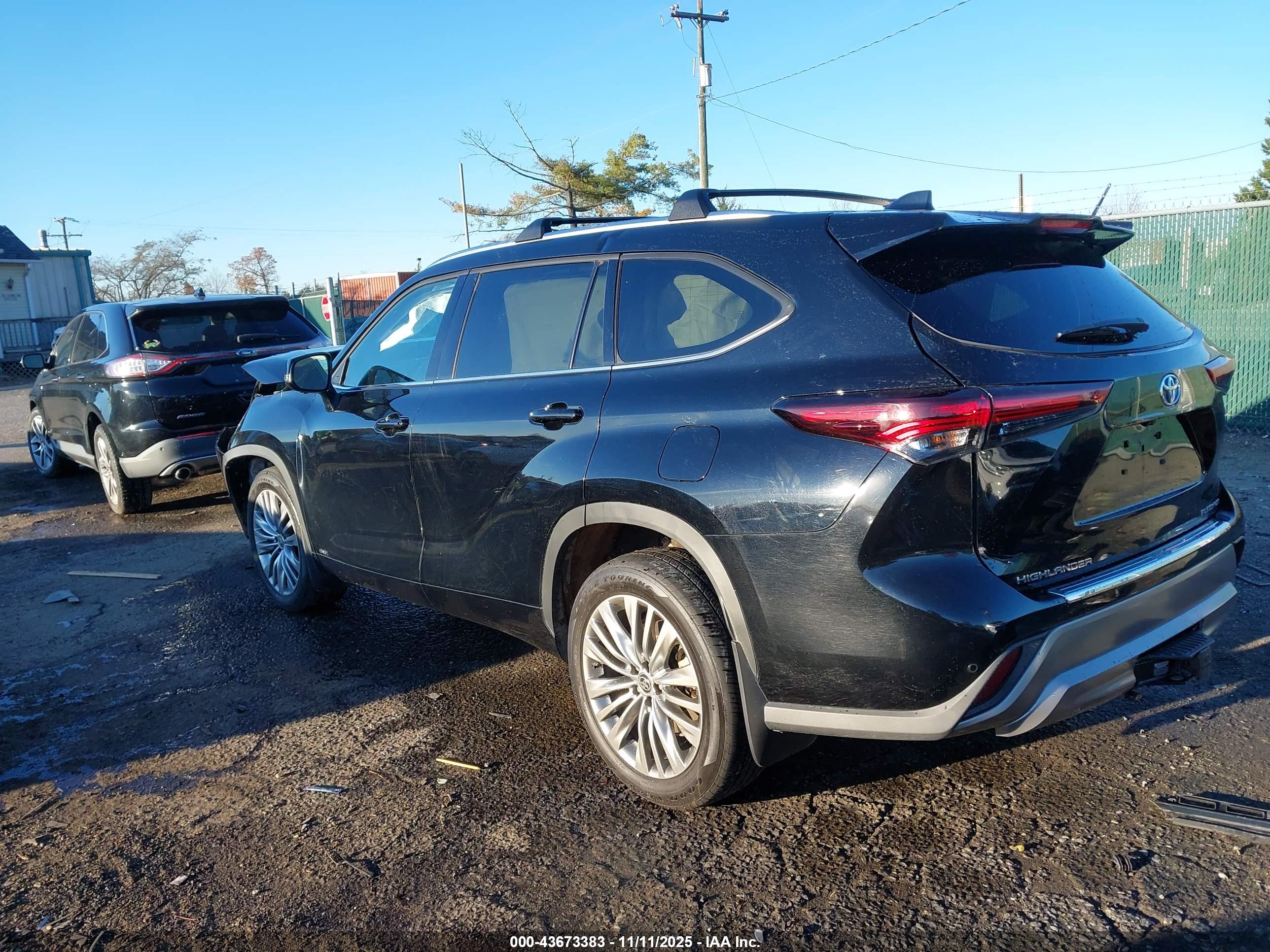 TOYOTA HIGHLANDER image 3
