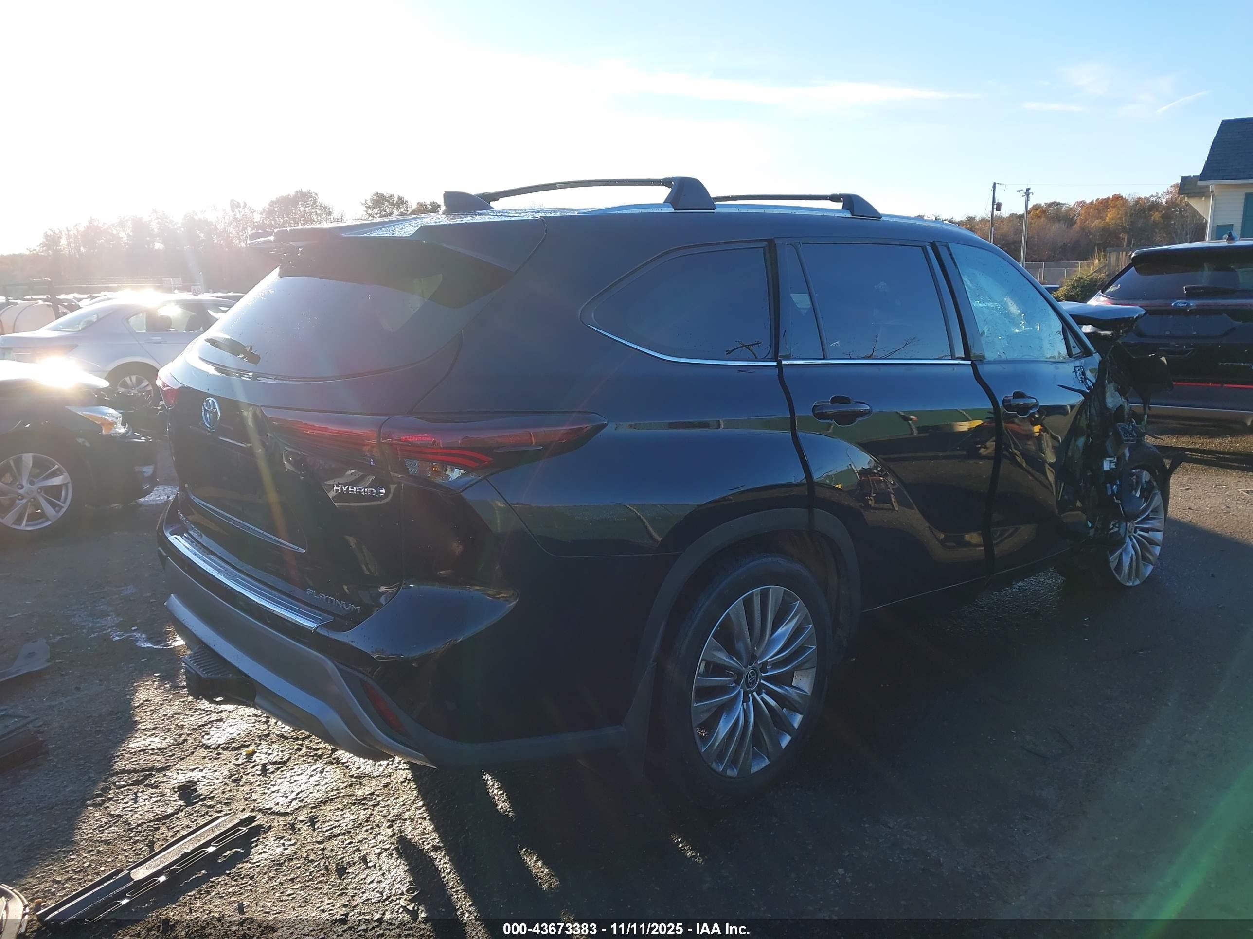 TOYOTA HIGHLANDER image 4