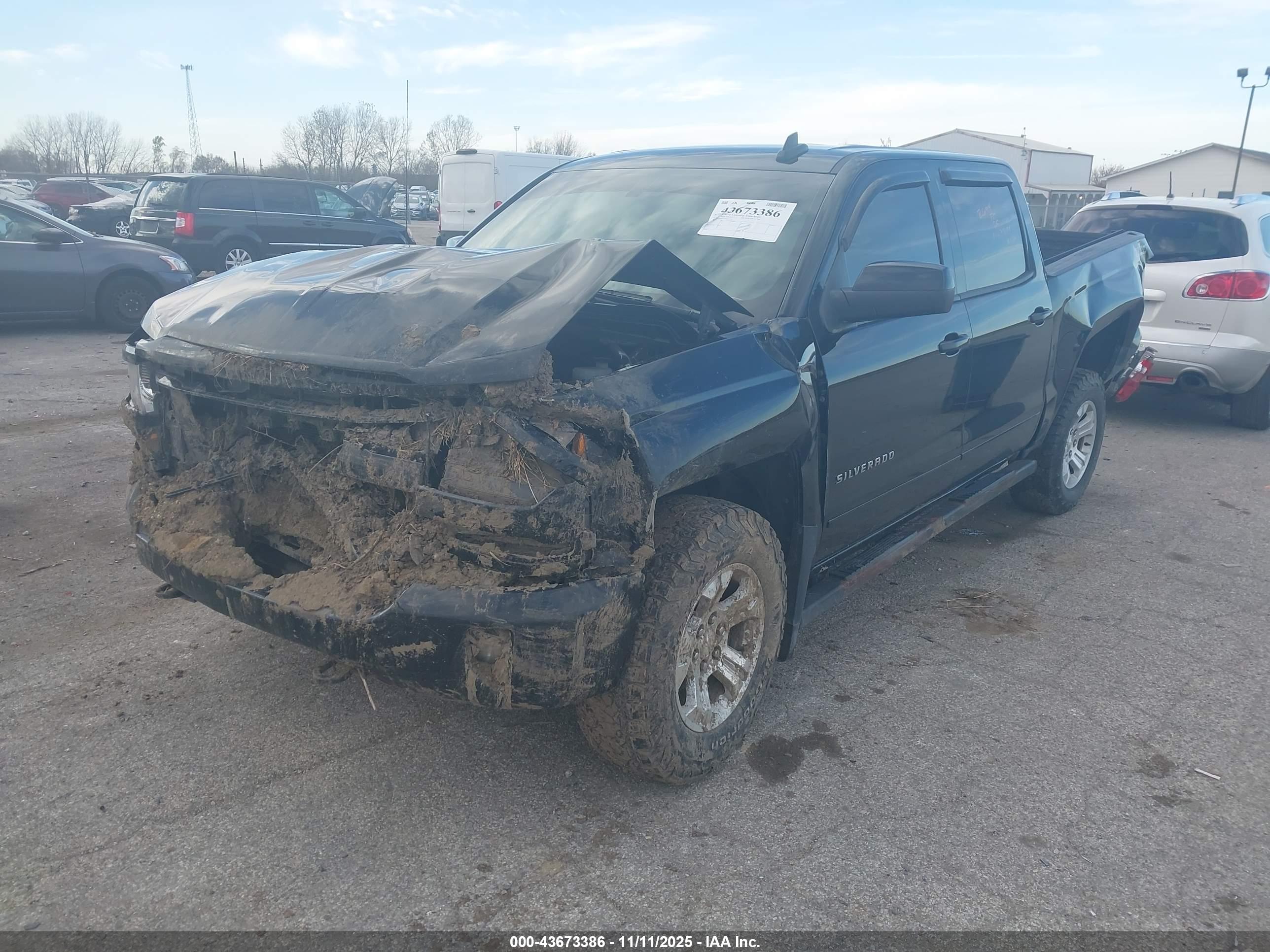 CHEVROLET SILVERADO image 2