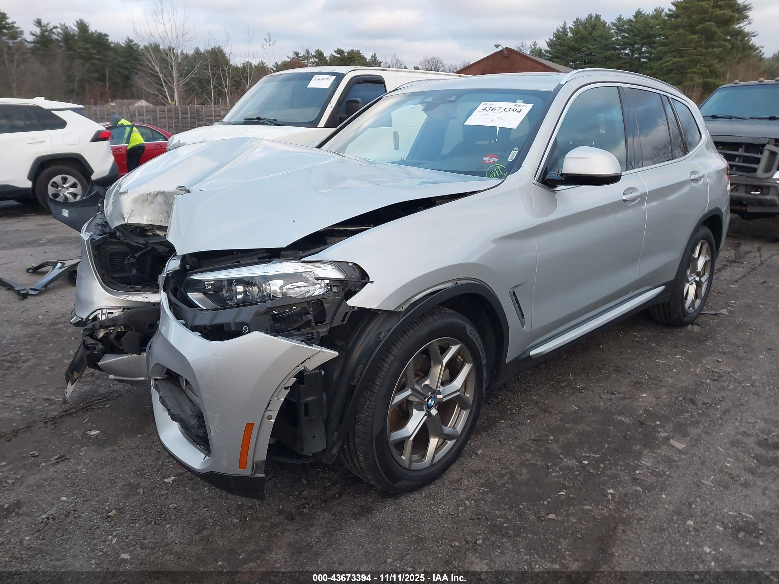 BMW X3 image 2