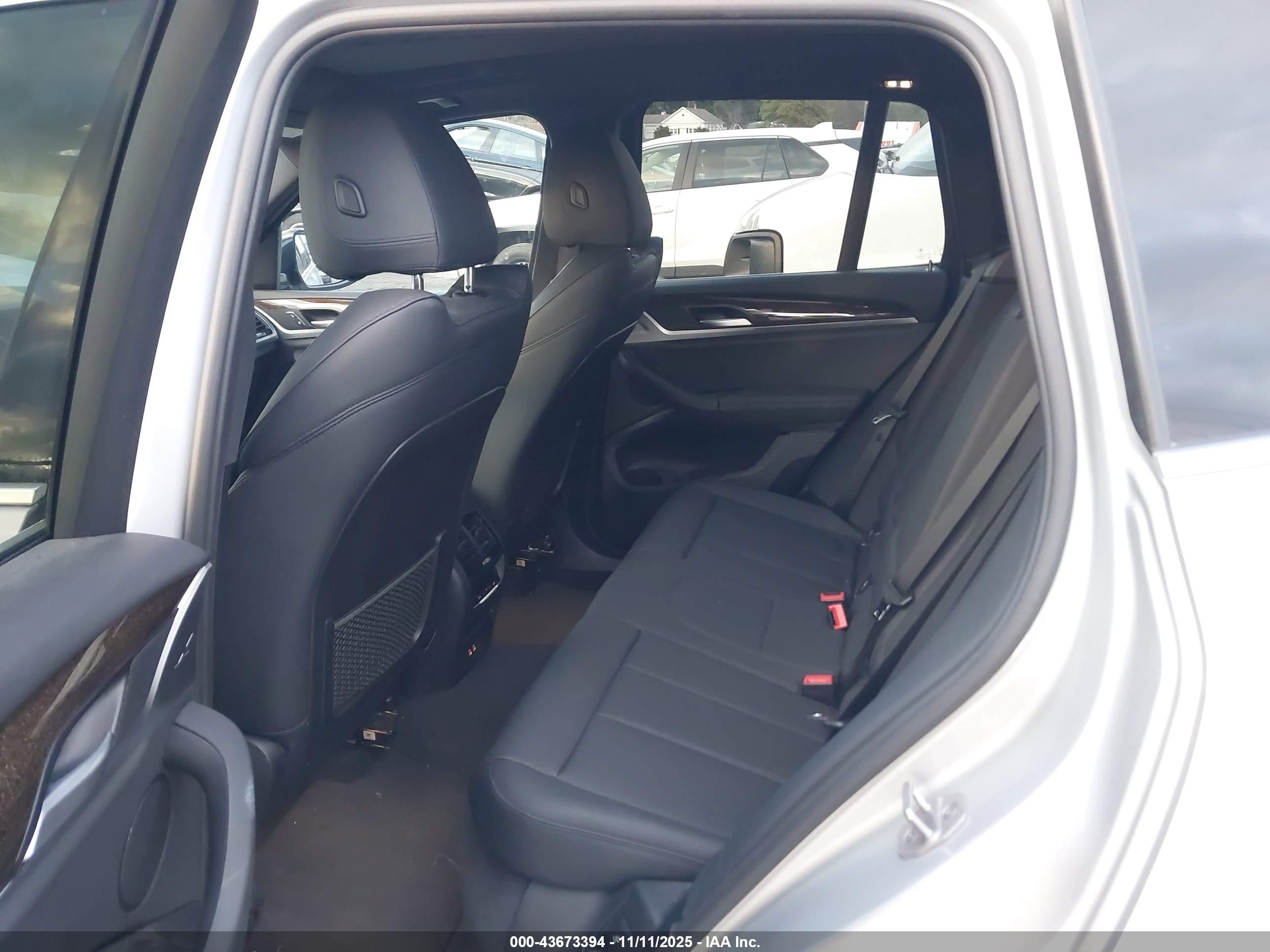 BMW X3 image 8