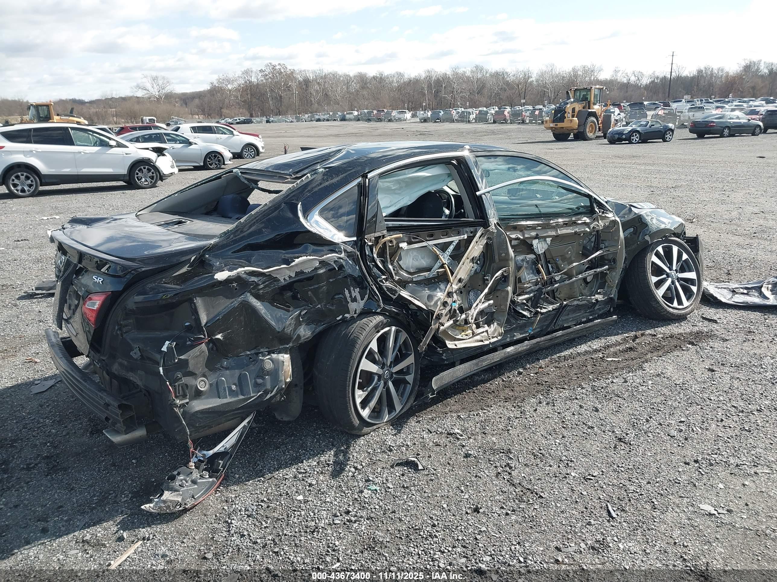 NISSAN ALTIMA image 4