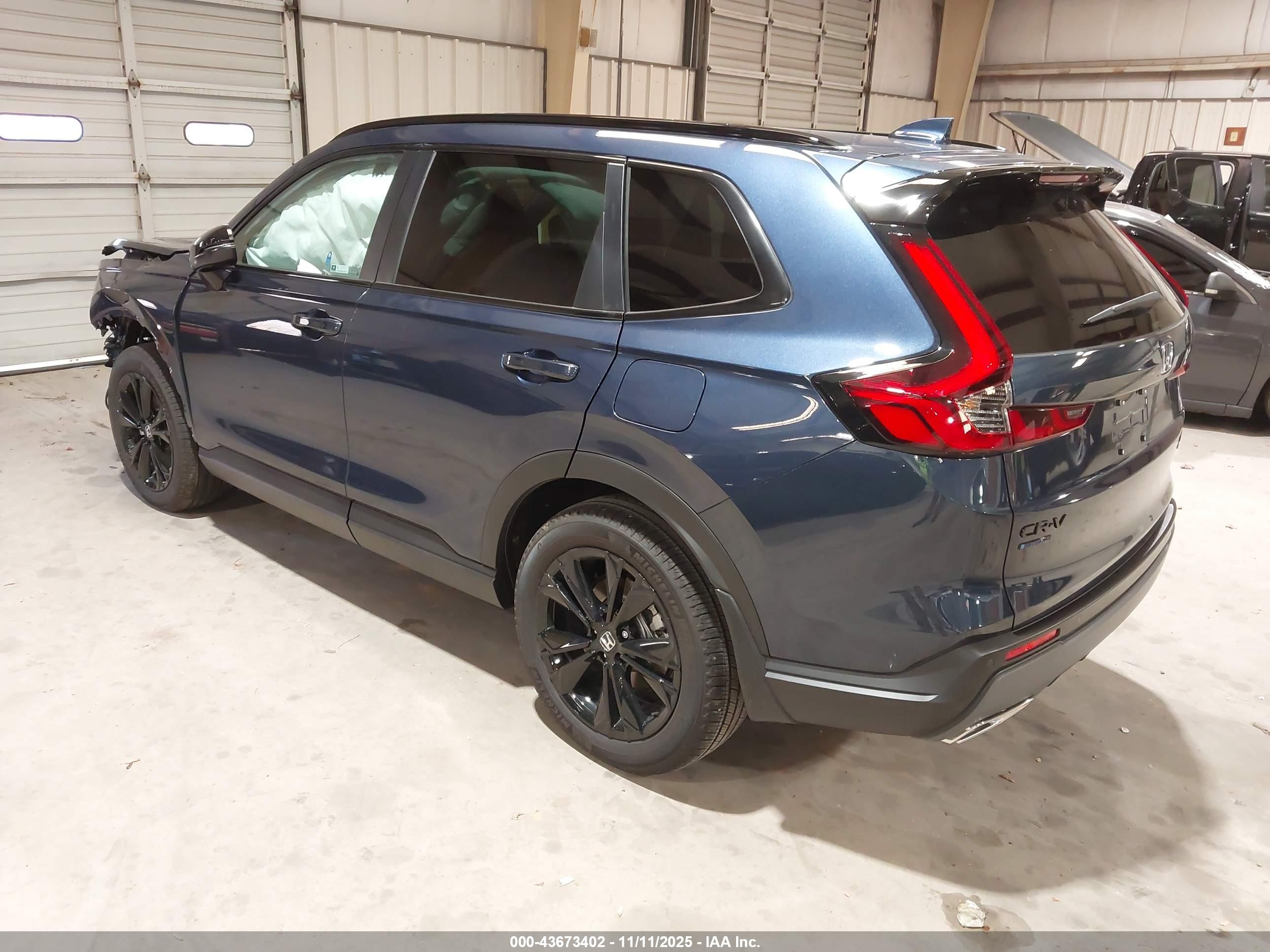HONDA CR-V image 3