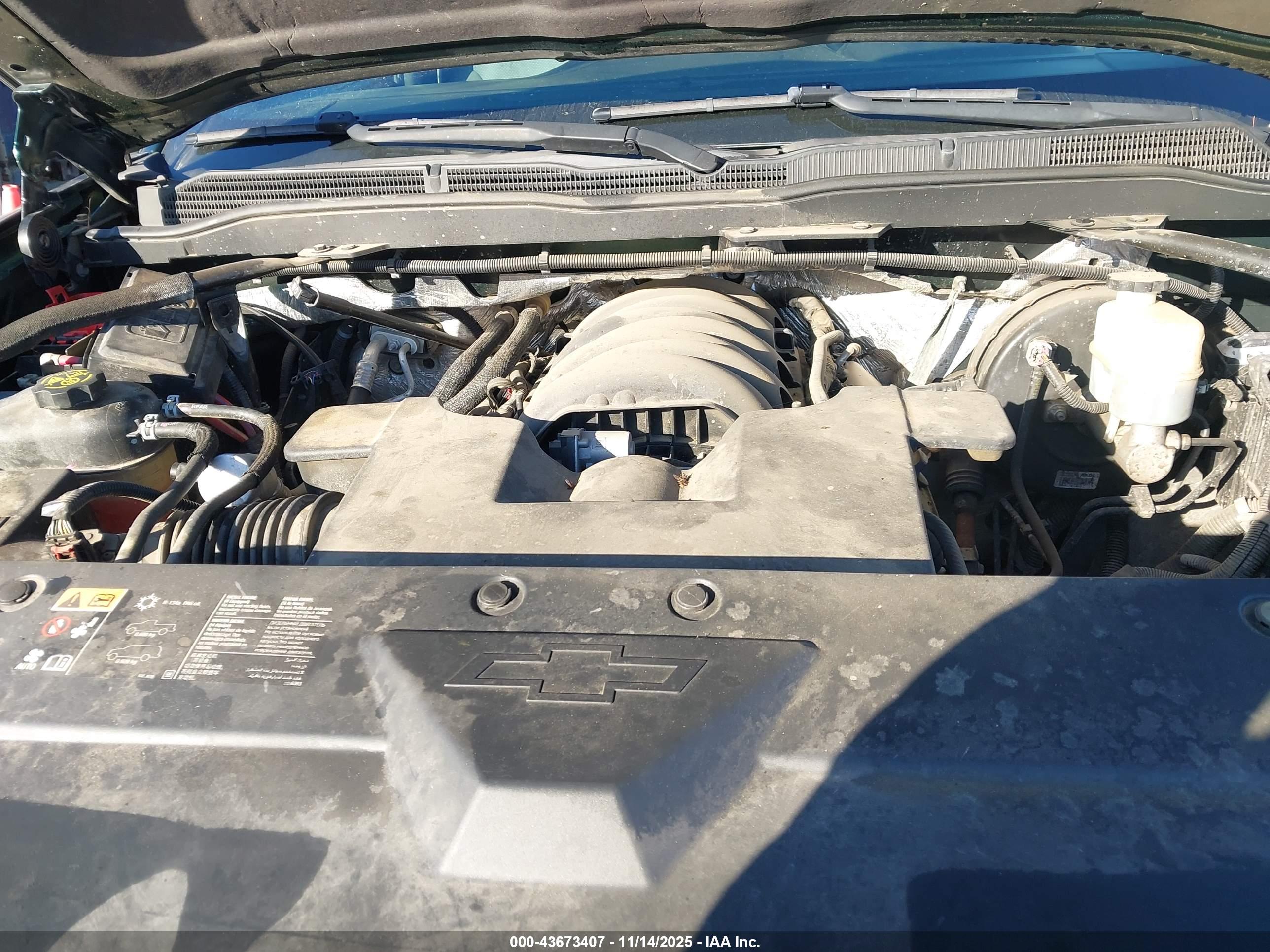 CHEVROLET SILVERADO image 10
