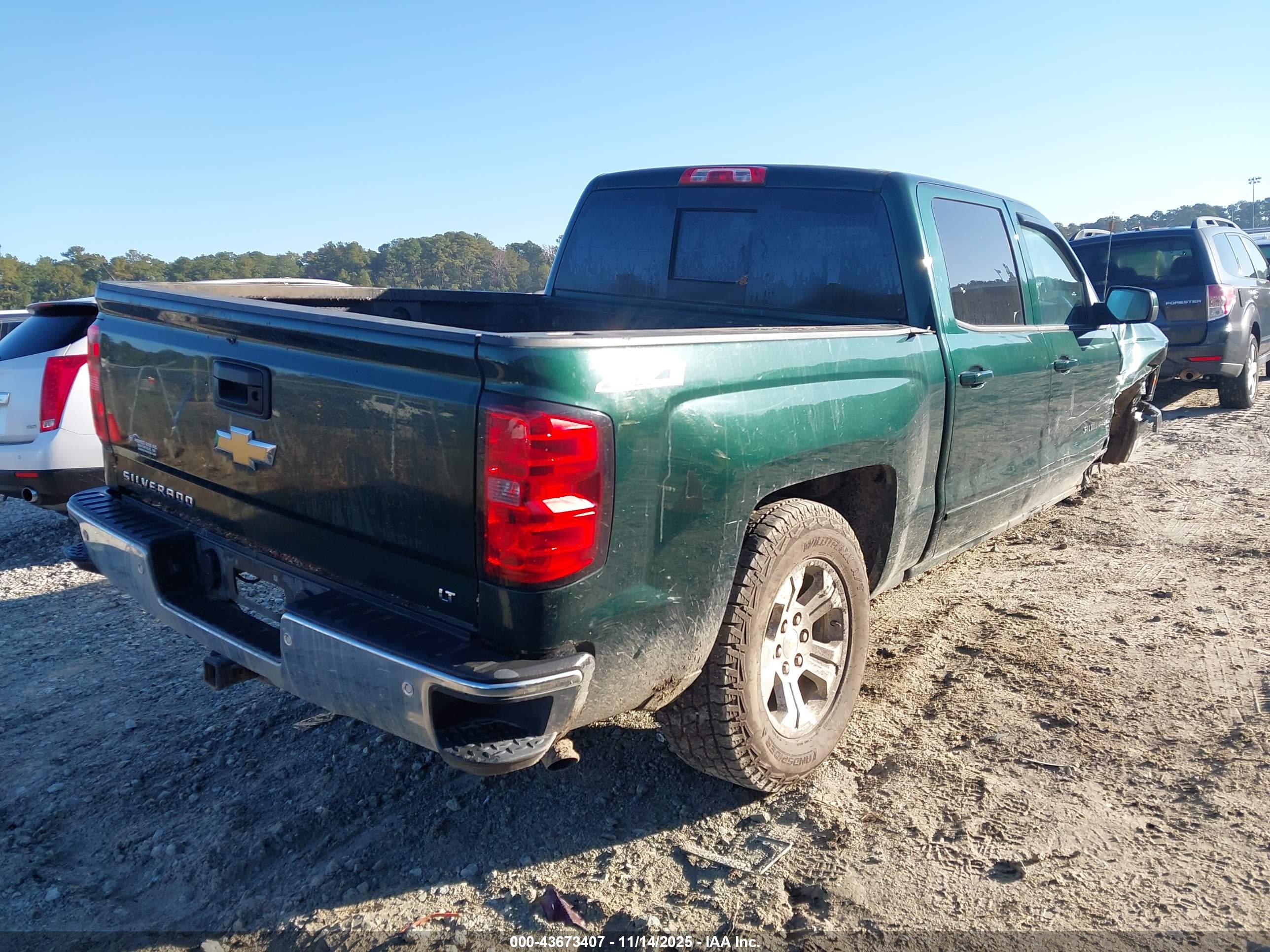 CHEVROLET SILVERADO image 4