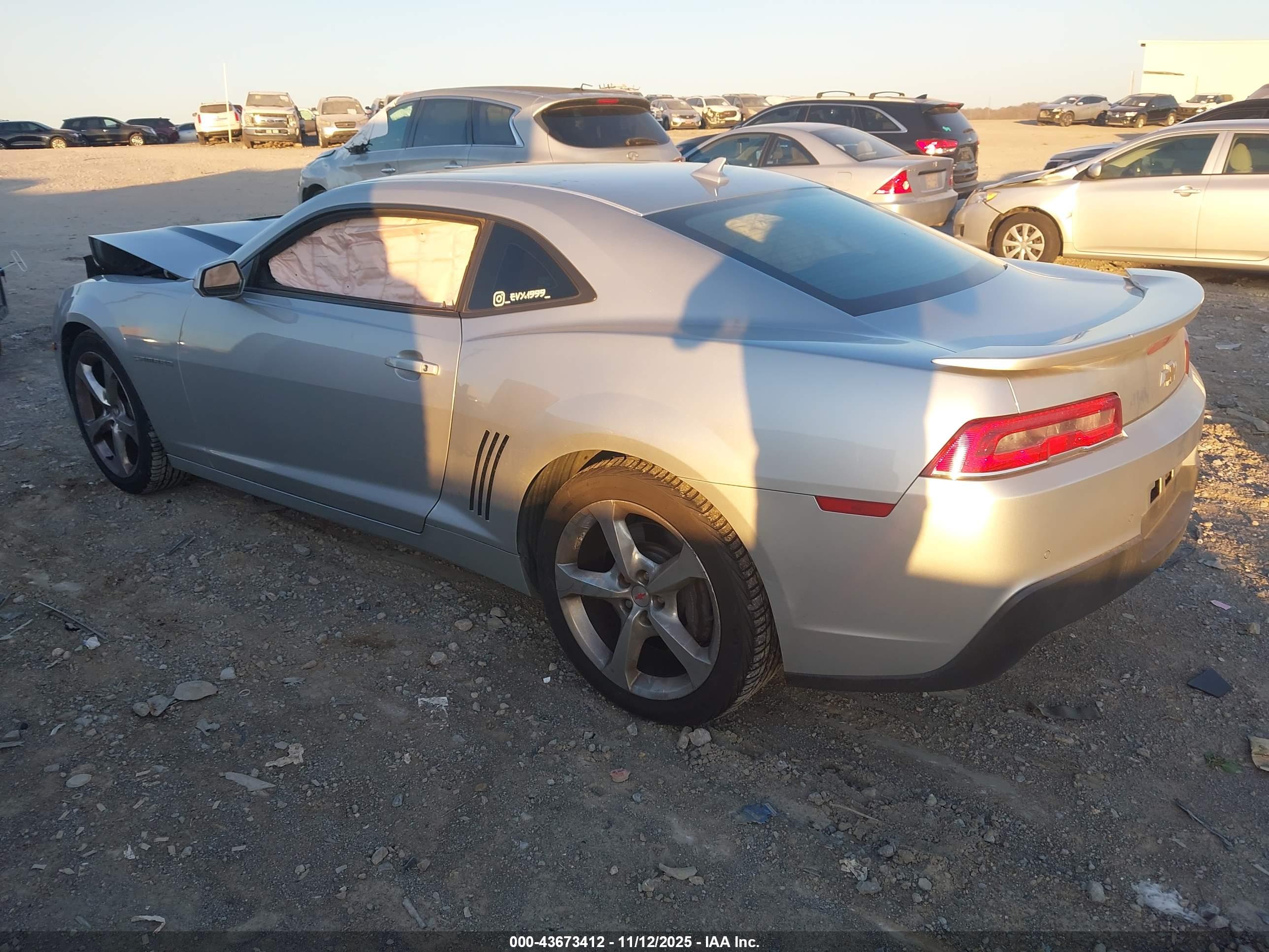 CHEVROLET CAMARO image 3