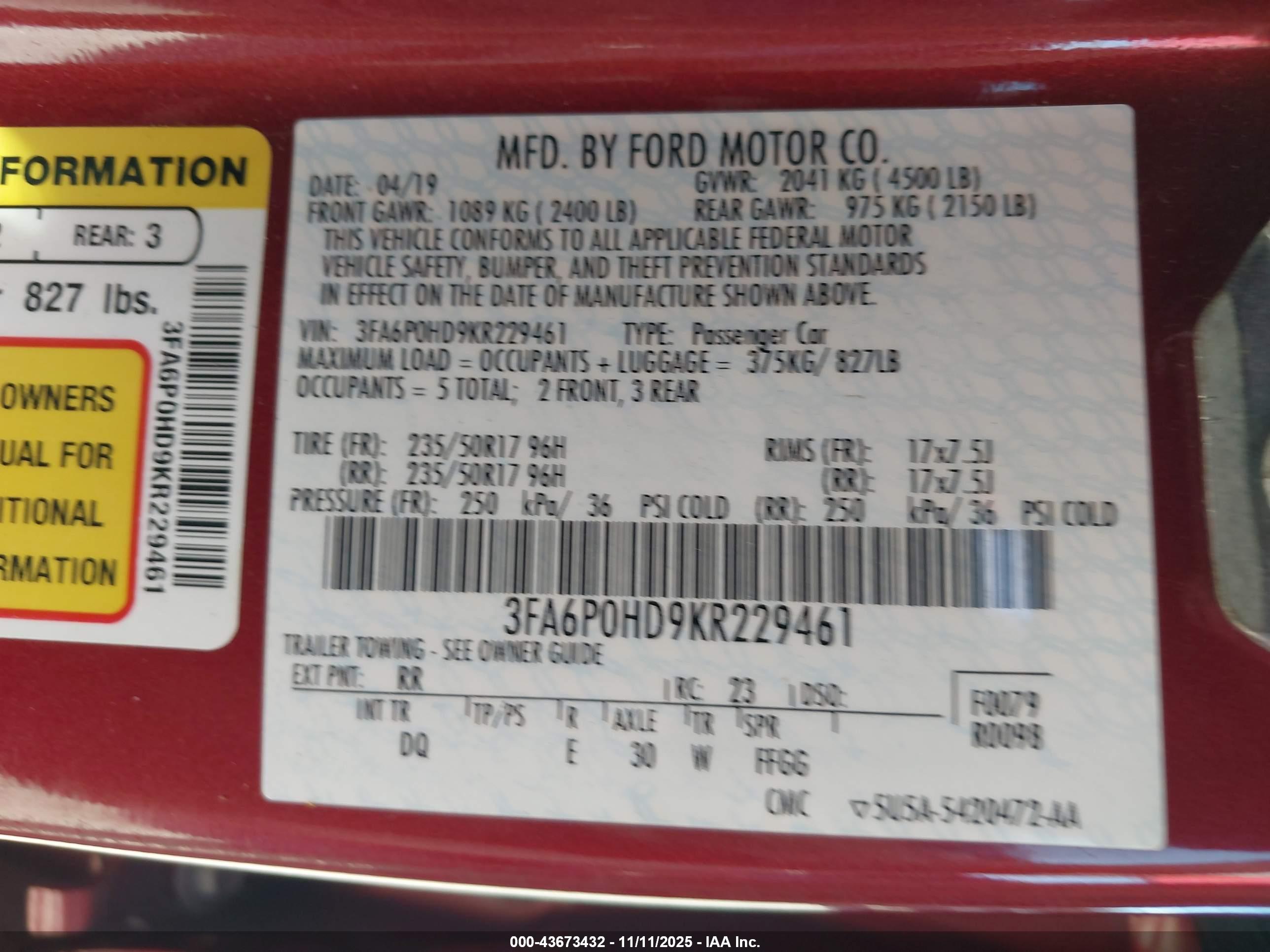 FORD FUSION image 9