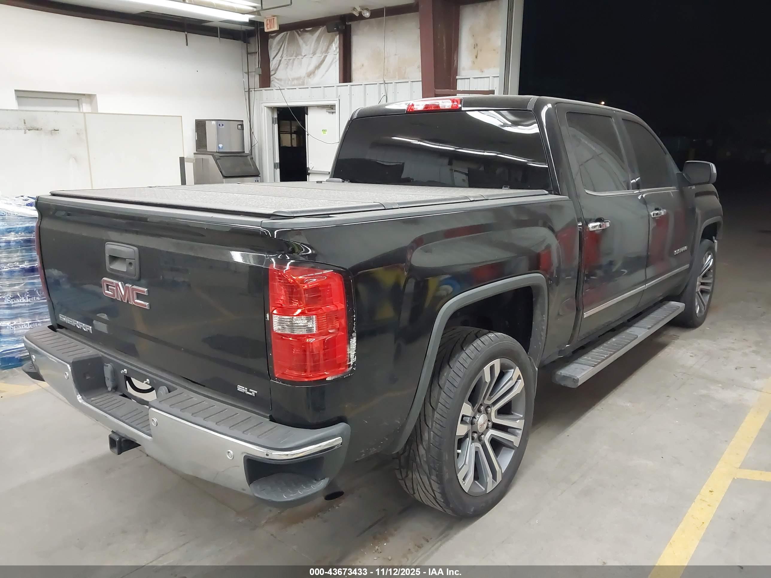 GMC SIERRA image 4