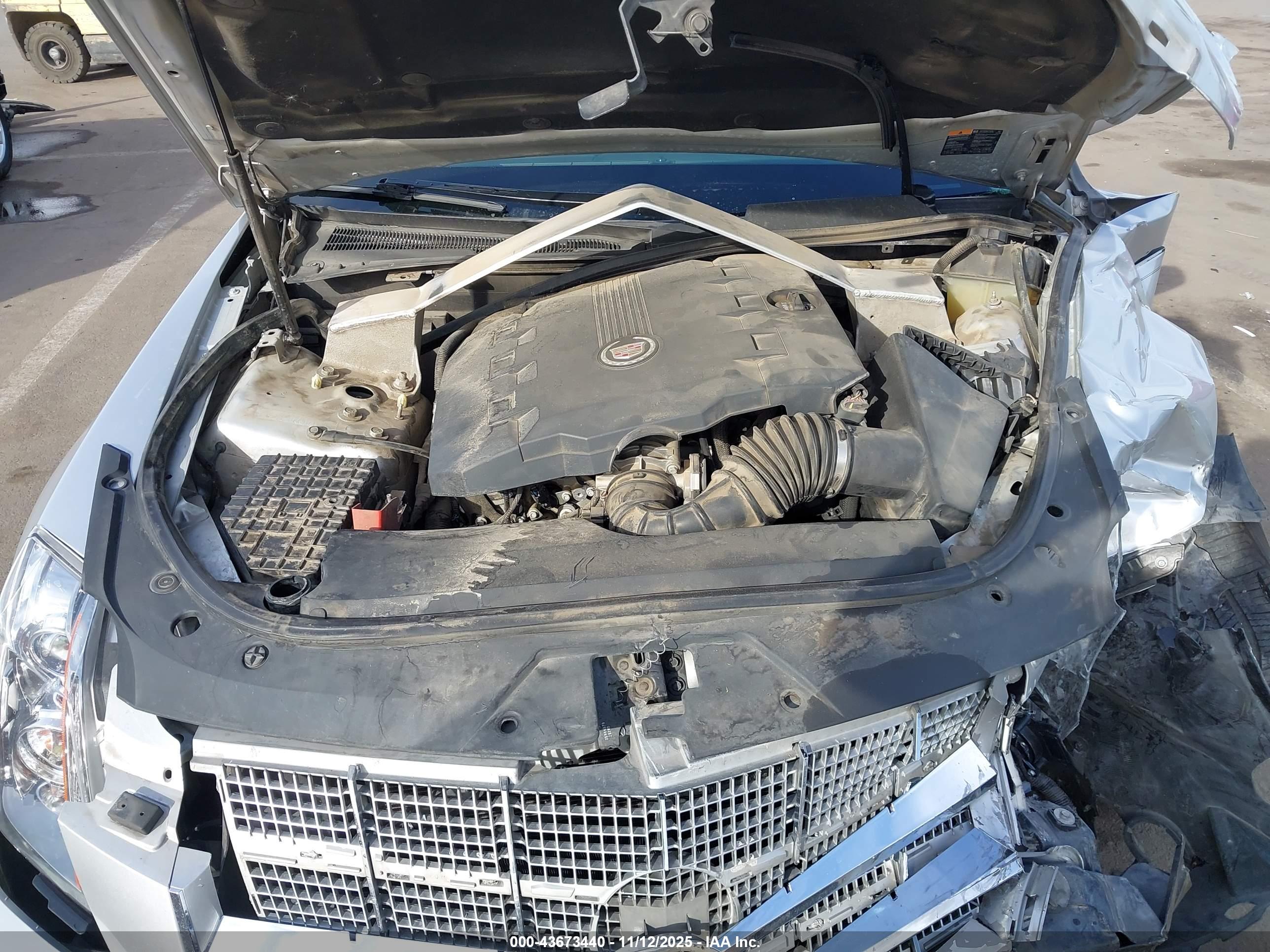 CADILLAC CTS image 10
