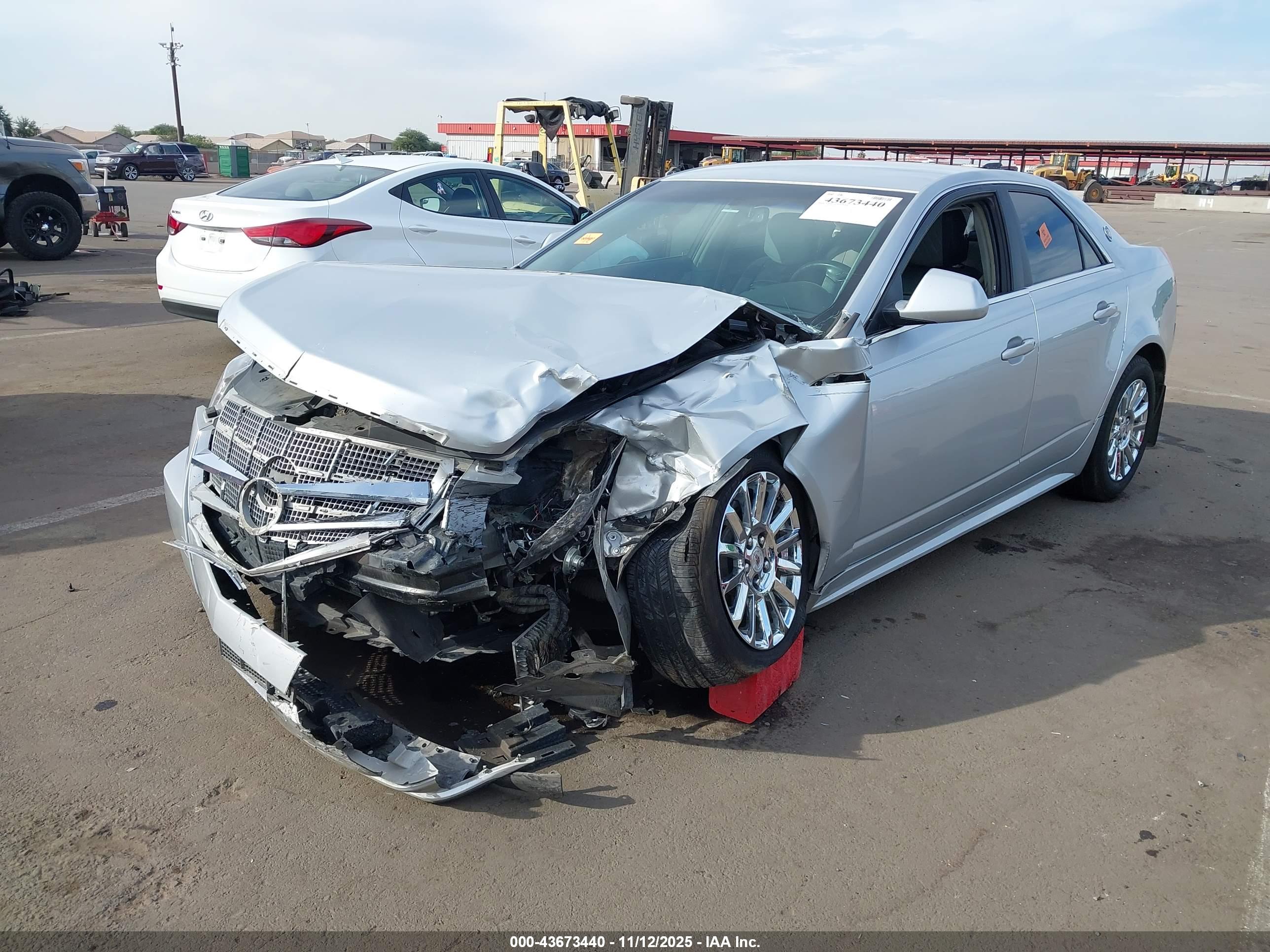 CADILLAC CTS image 6