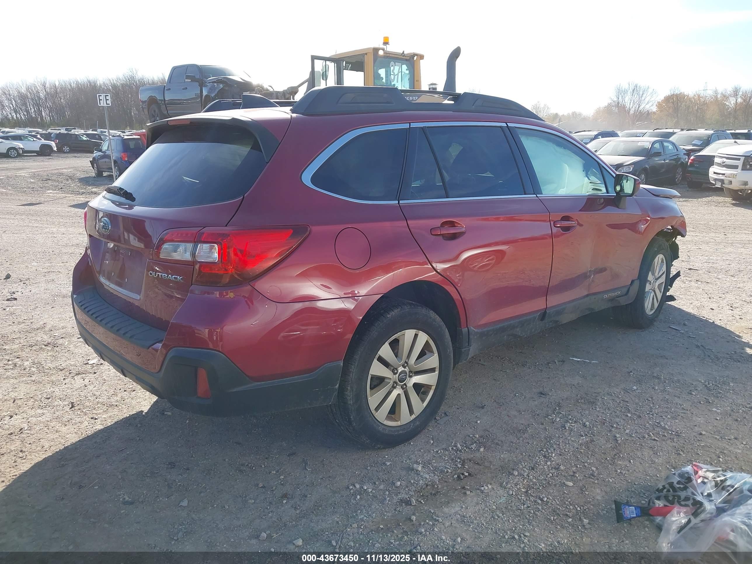 SUBARU OUTBACK image 4