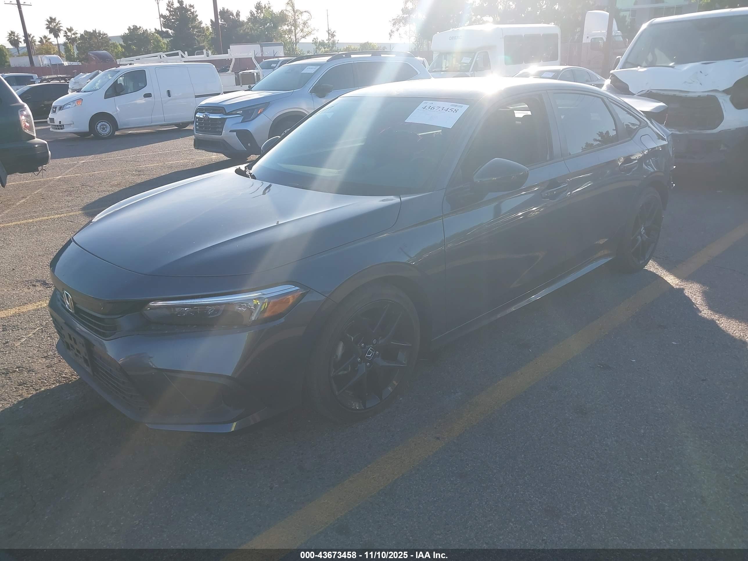 HONDA CIVIC image 2
