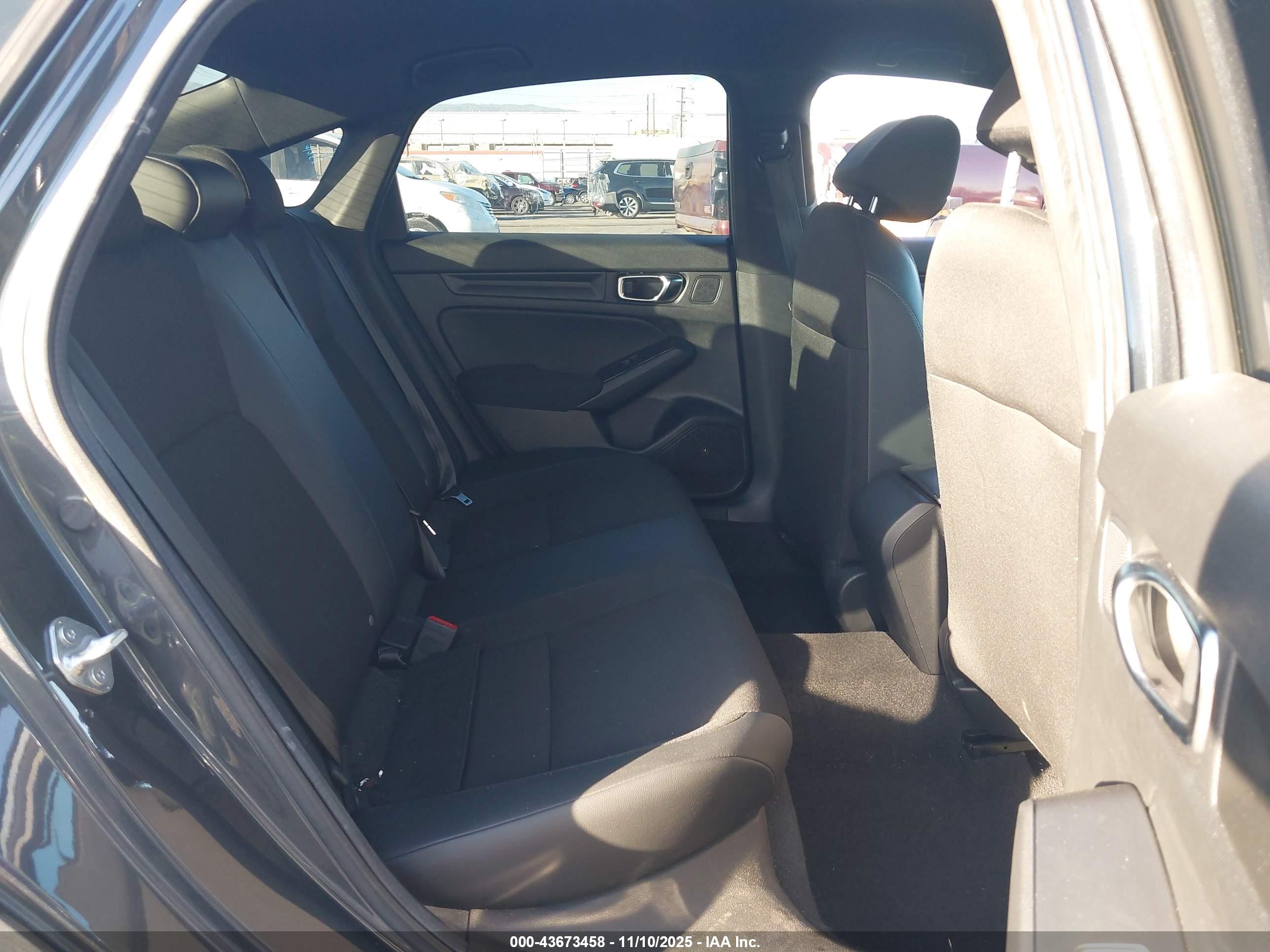HONDA CIVIC image 8