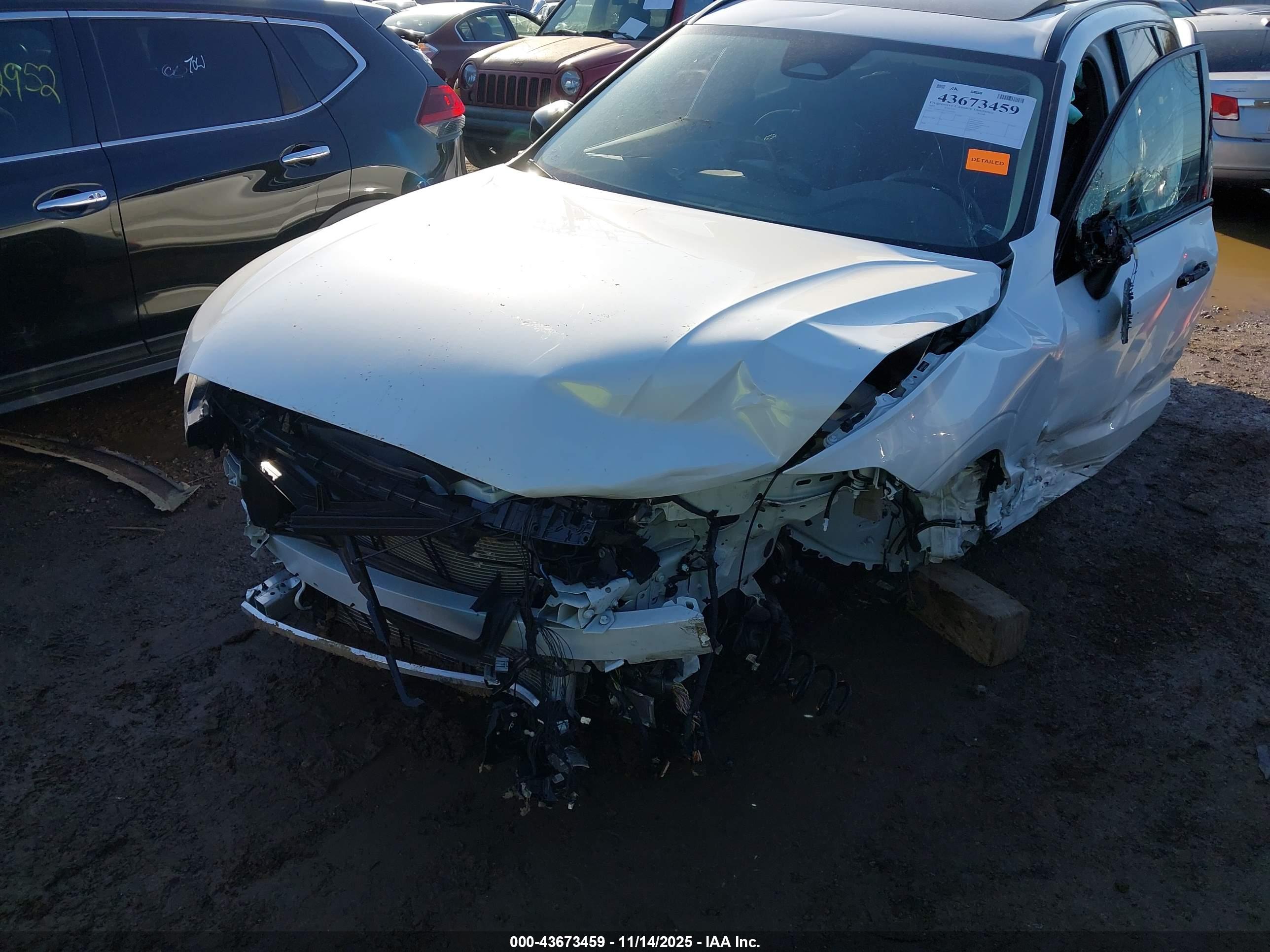 VOLVO XC60 image 6
