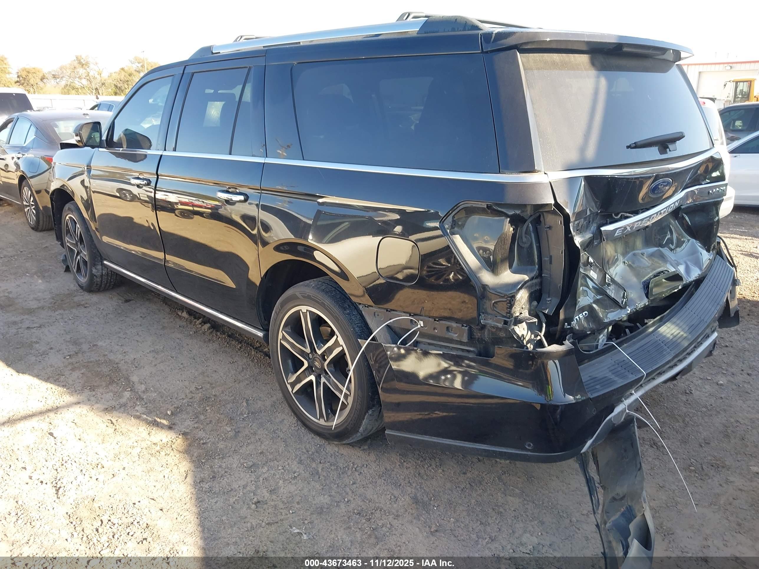 FORD EXPEDITION image 3