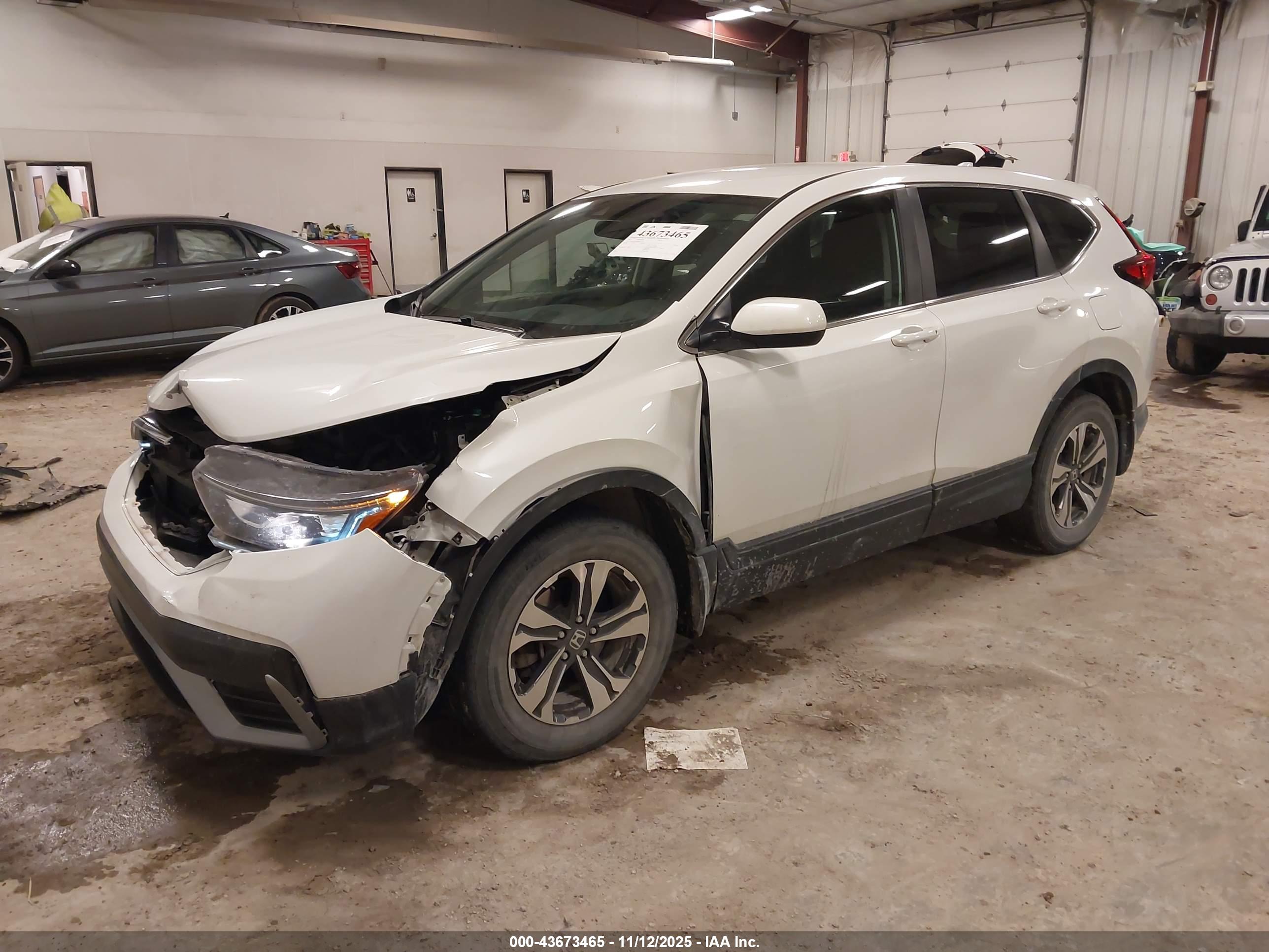 HONDA CR-V image 2