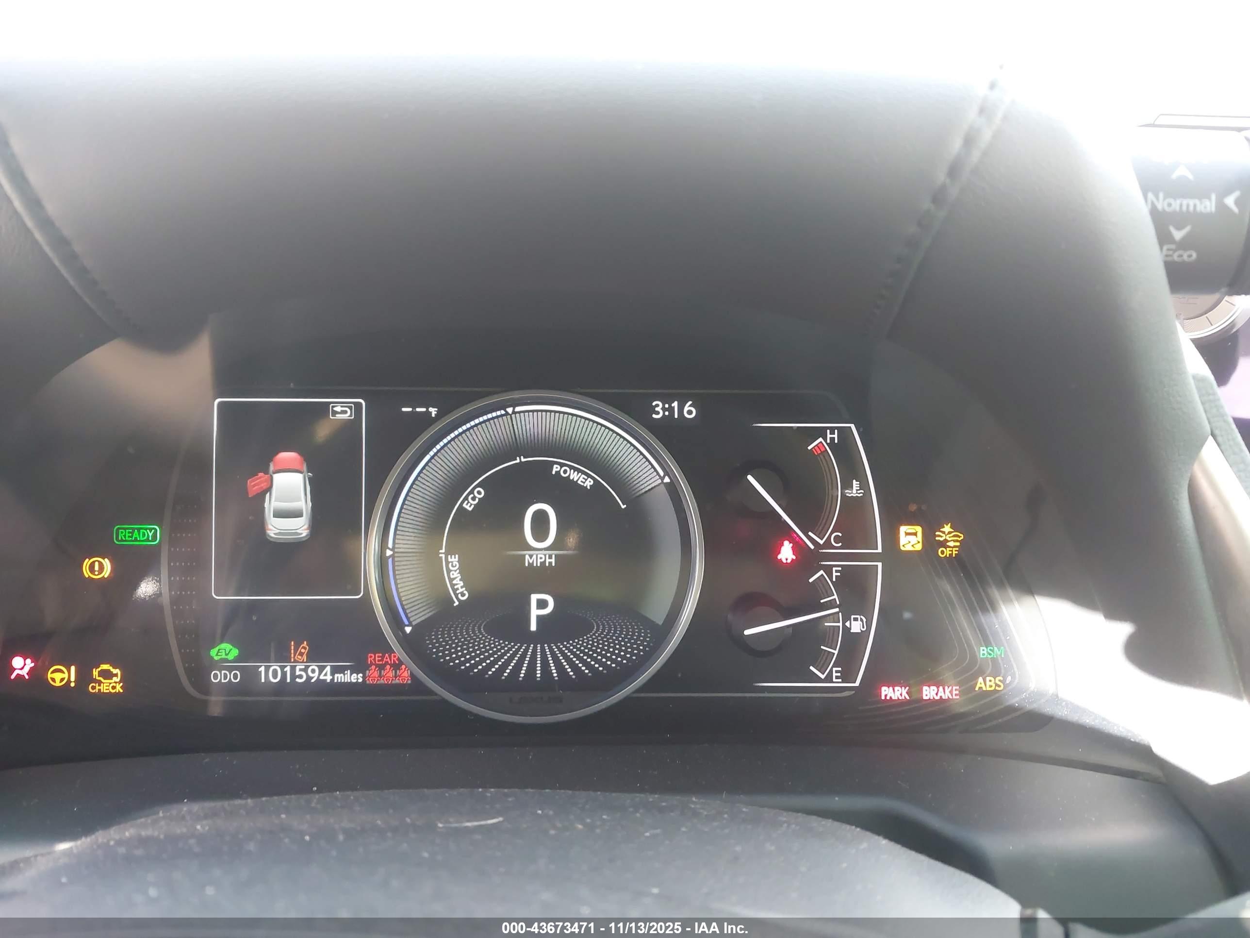 LEXUS ES image 7