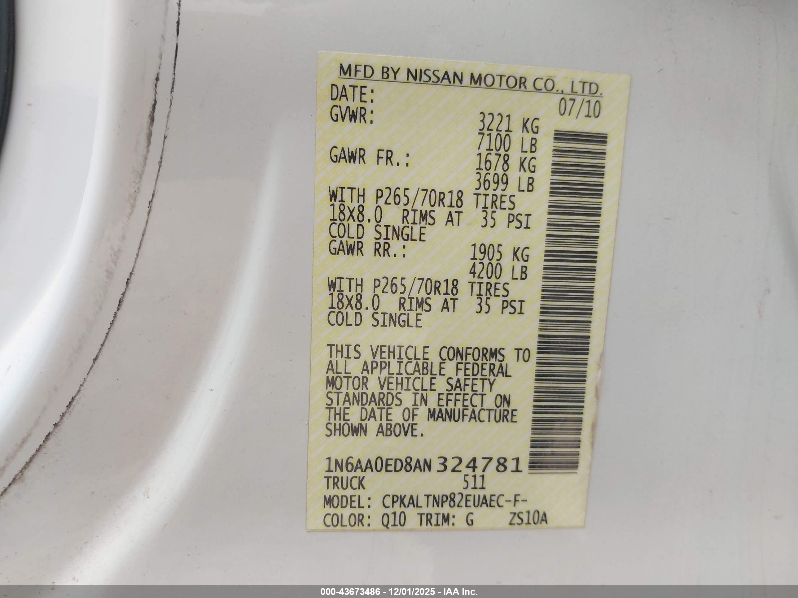 NISSAN TITAN image 9