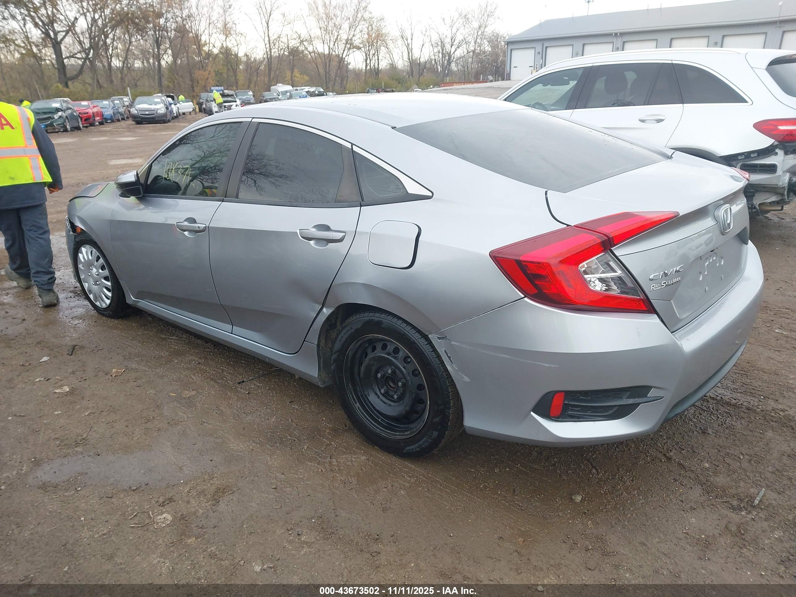 HONDA CIVIC image 3