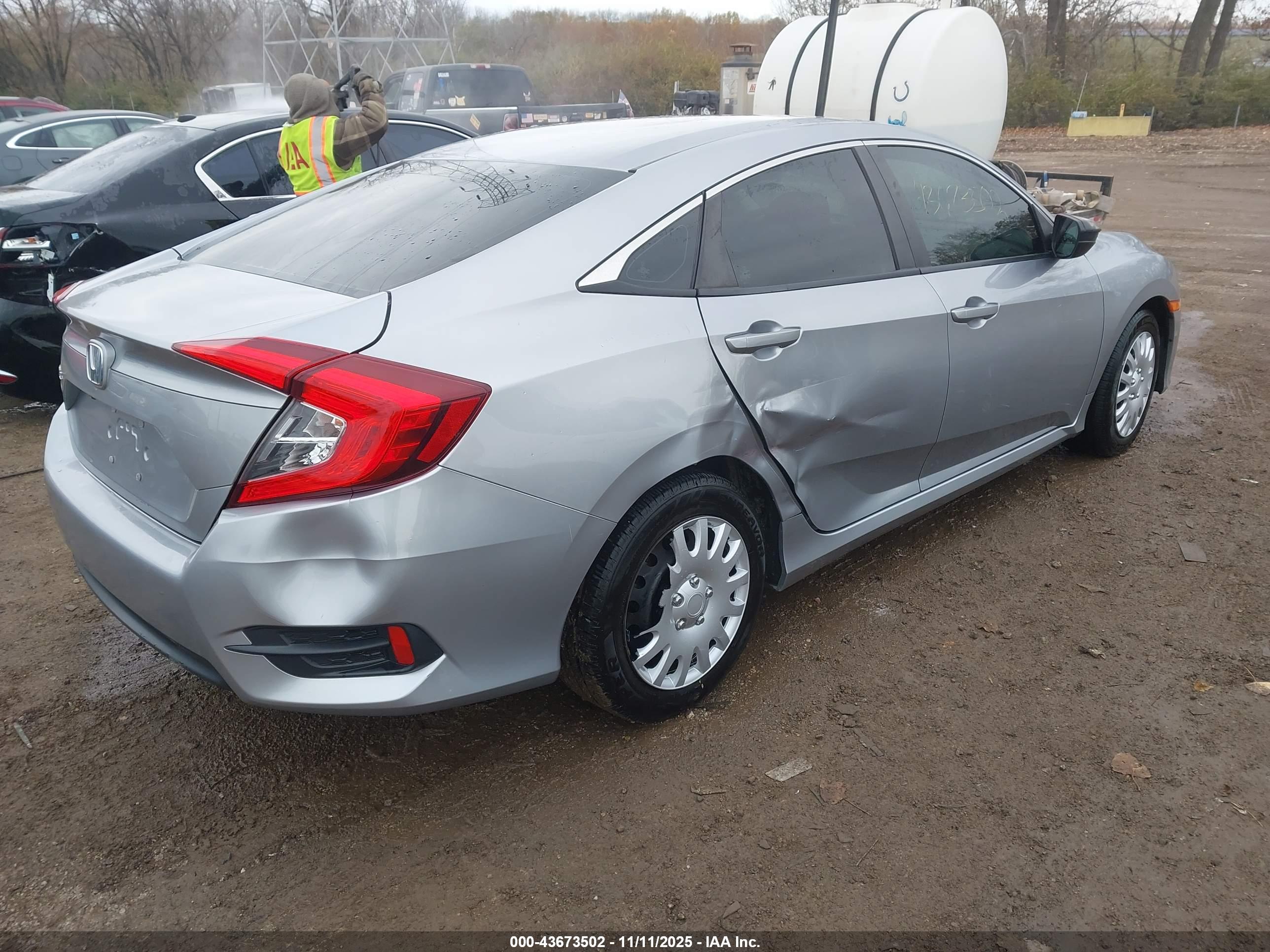 HONDA CIVIC image 6