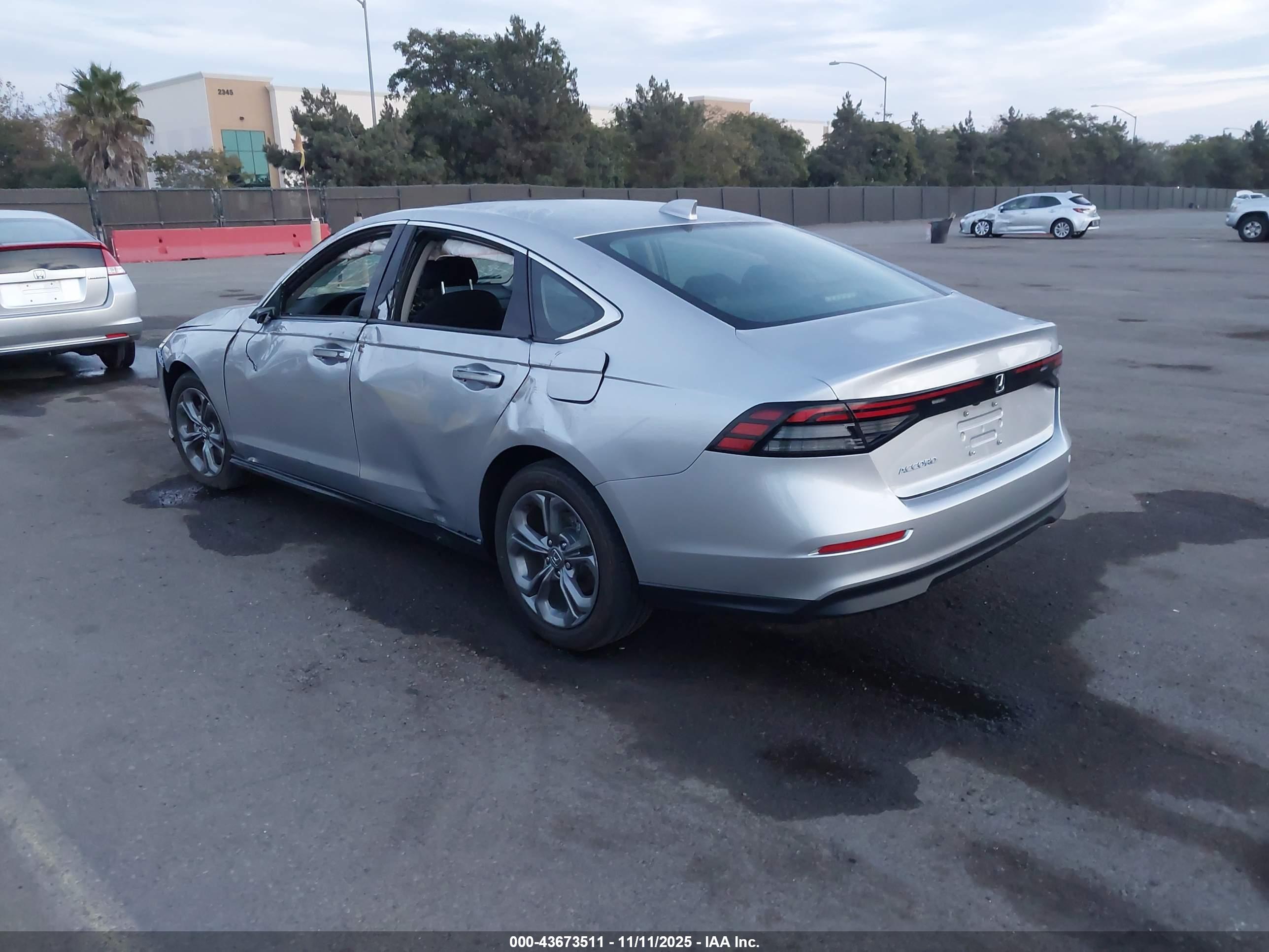 HONDA ACCORD image 3