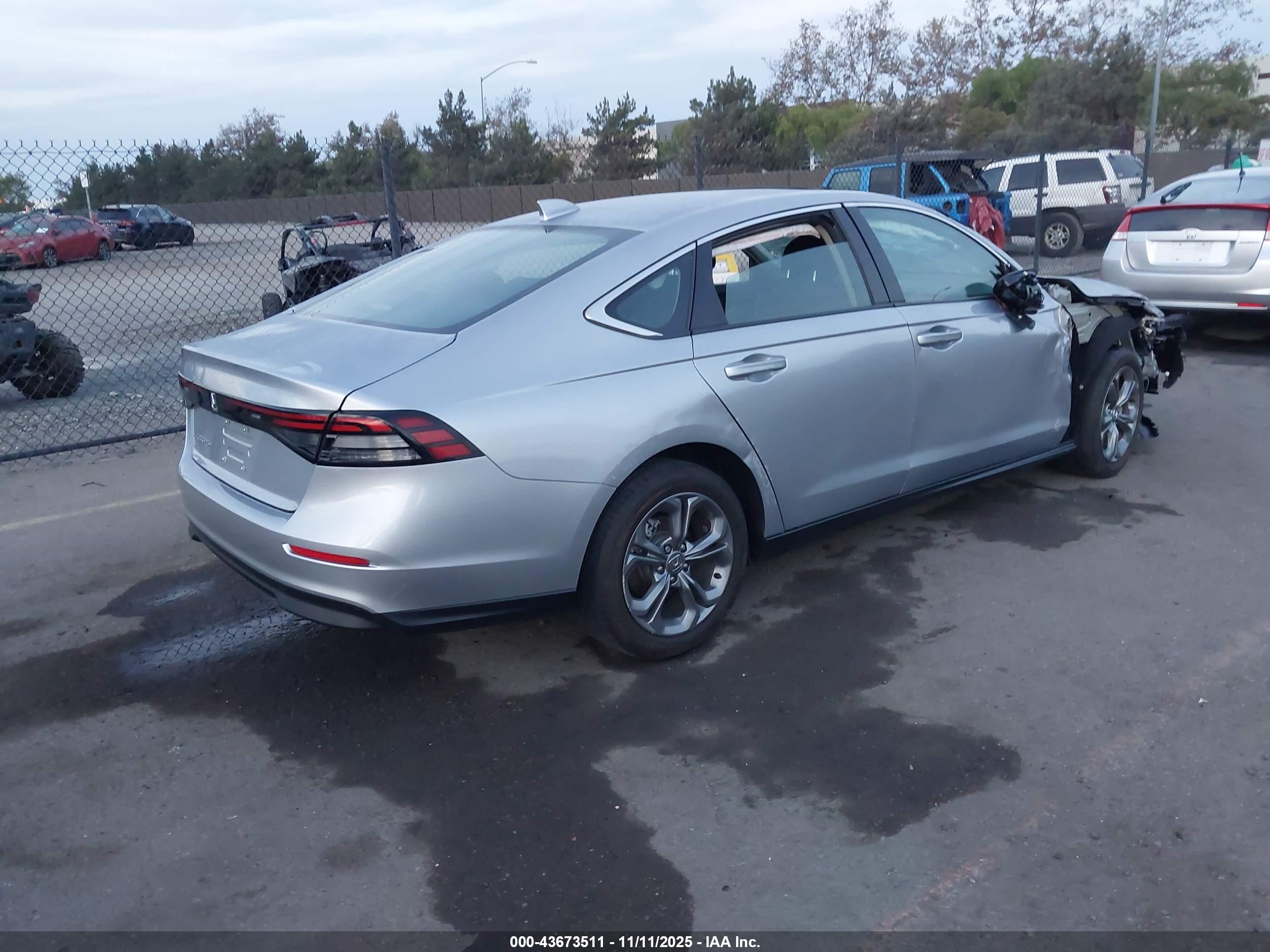 HONDA ACCORD image 4