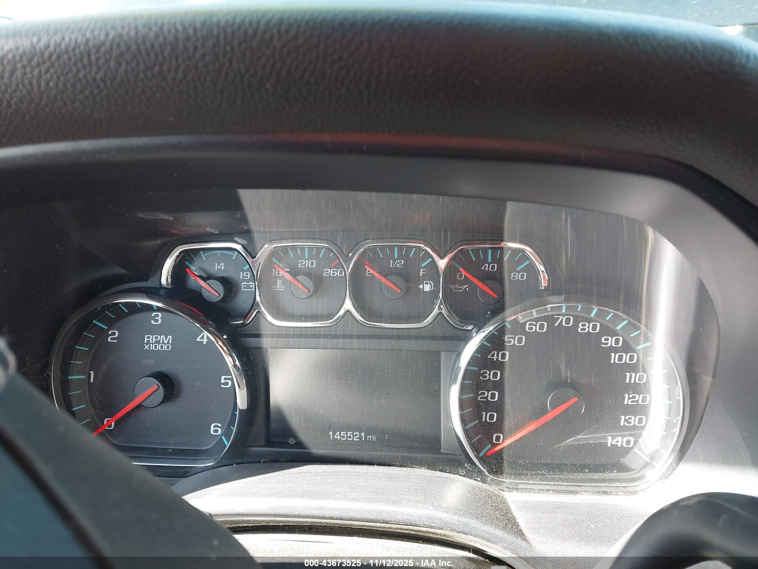 CHEVROLET SILVERADO image 7