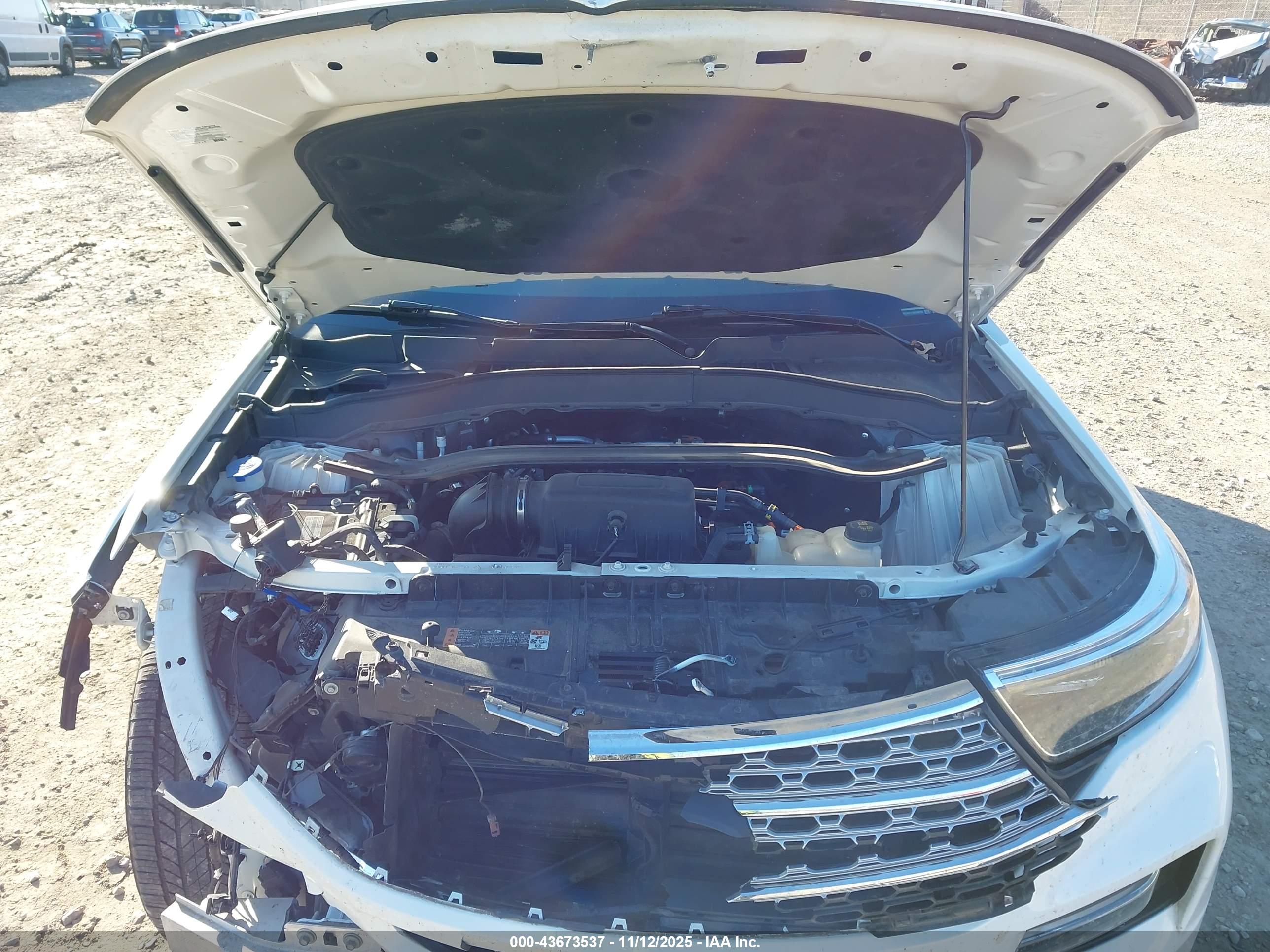 FORD EXPLORER image 10