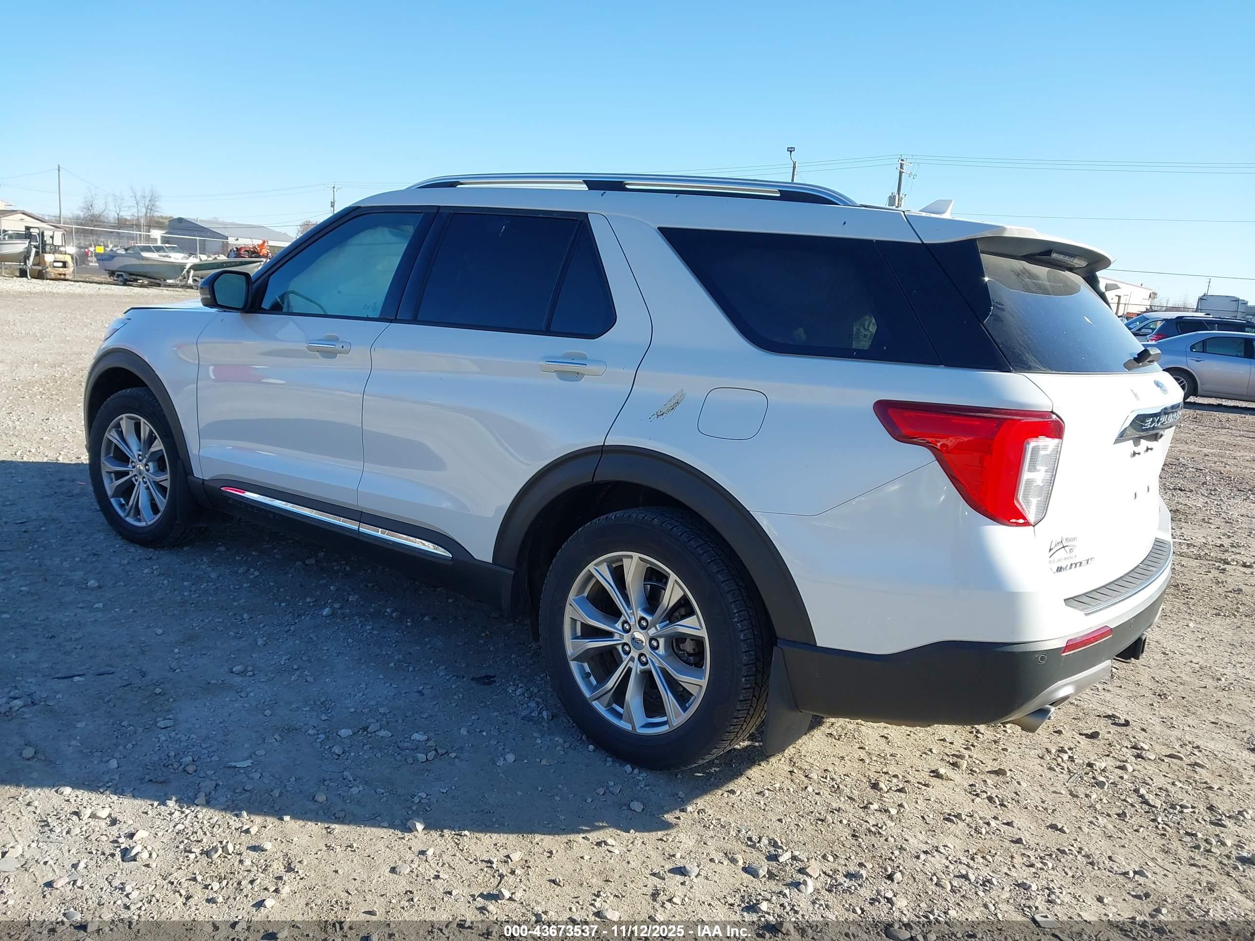 FORD EXPLORER image 3