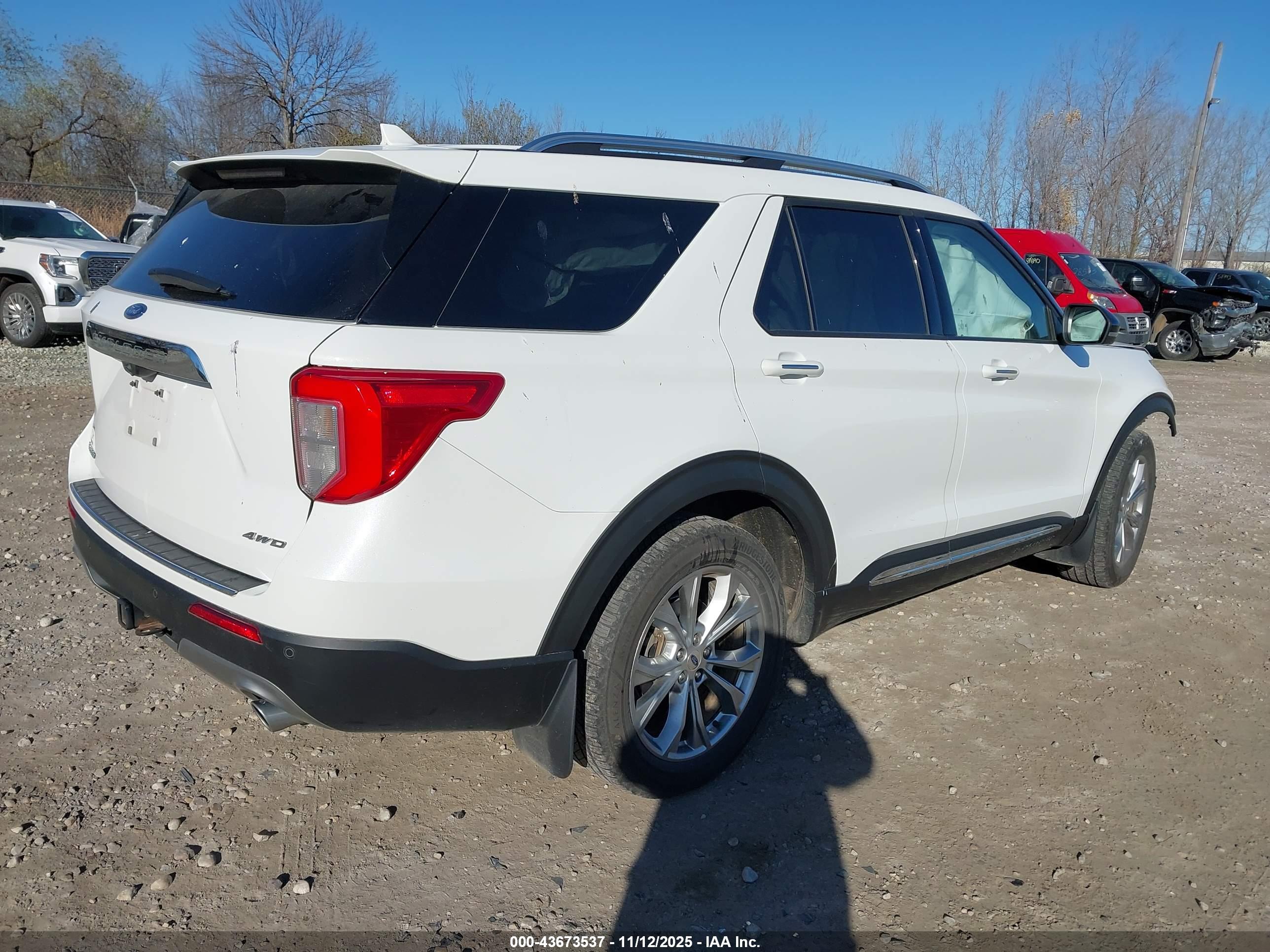 FORD EXPLORER image 4