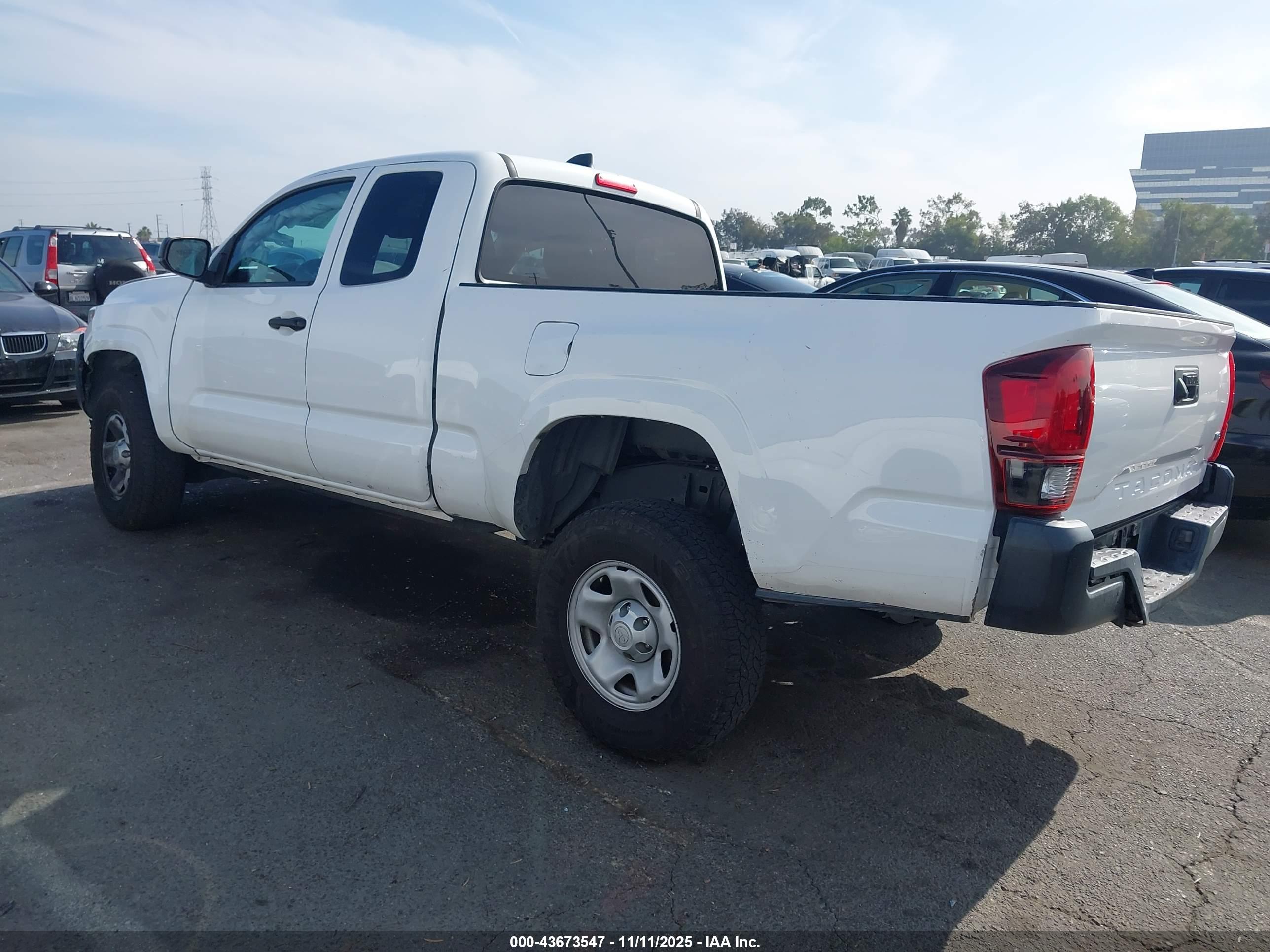 TOYOTA TACOMA image 3