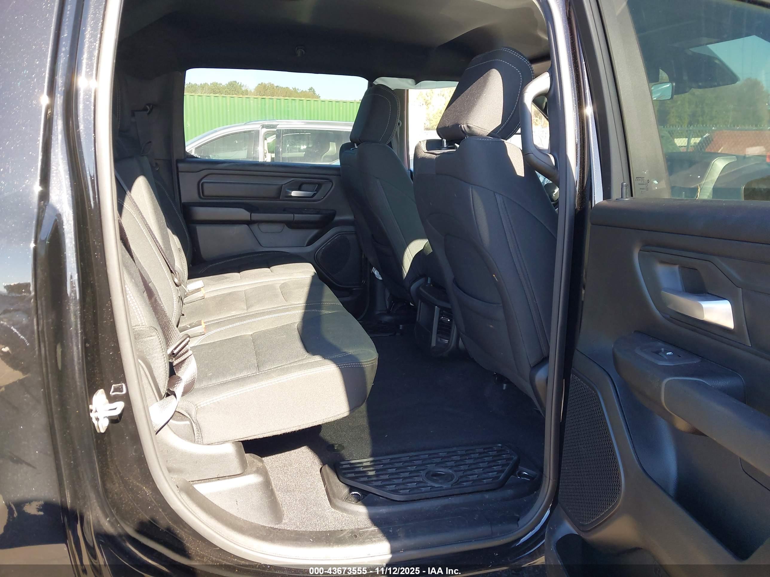 RAM 1500 image 8