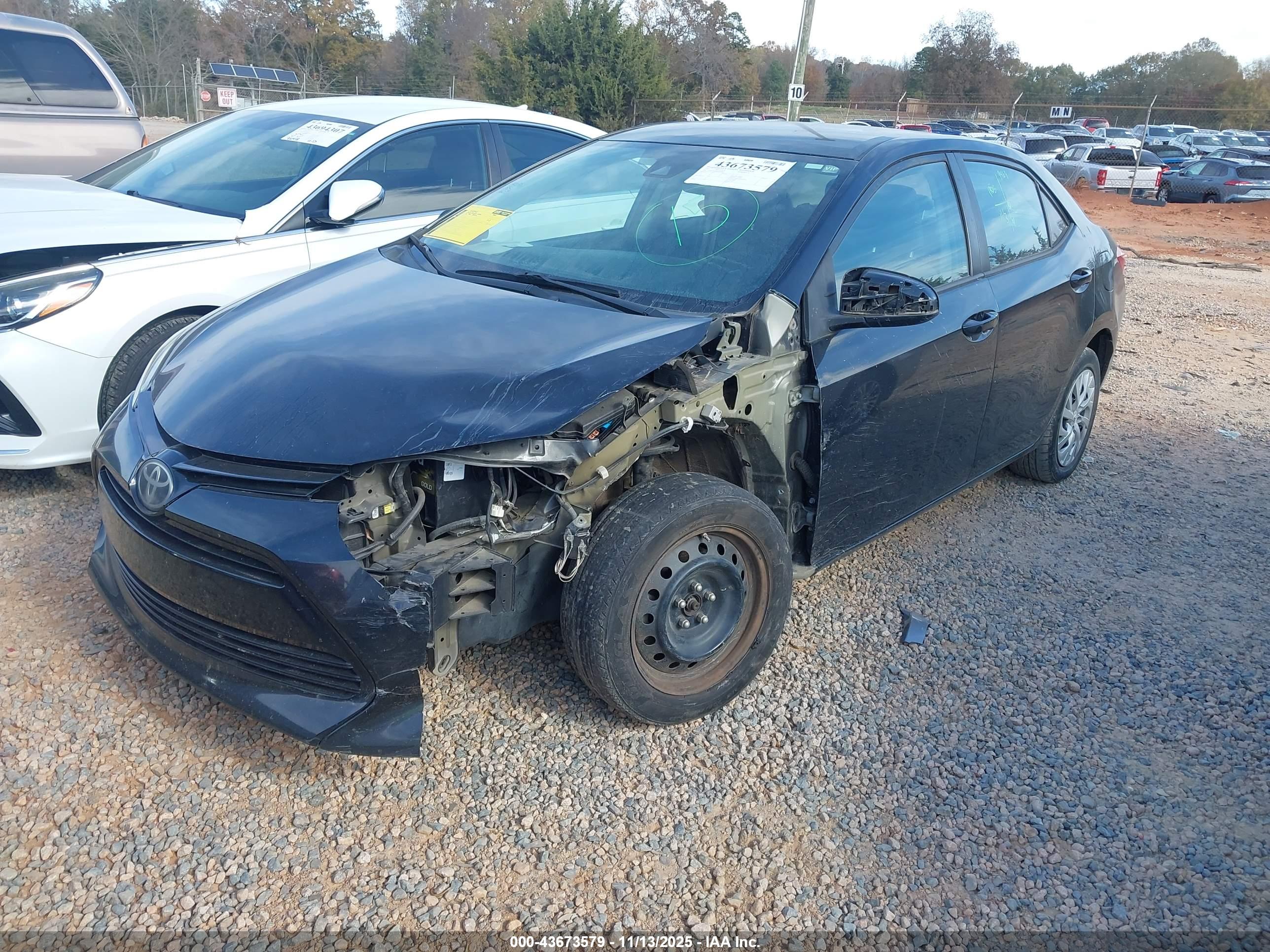 TOYOTA COROLLA image 2