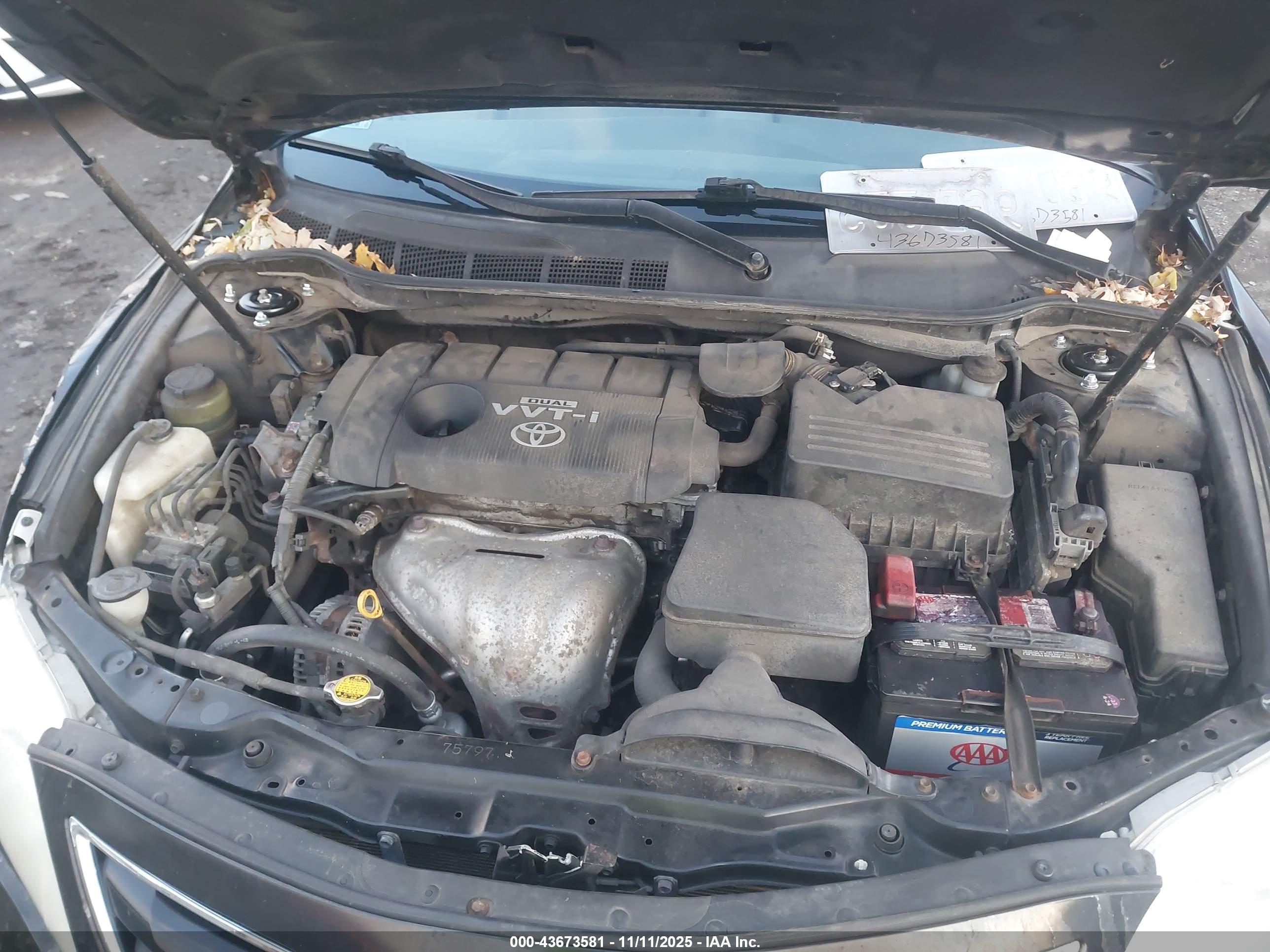 TOYOTA CAMRY image 10