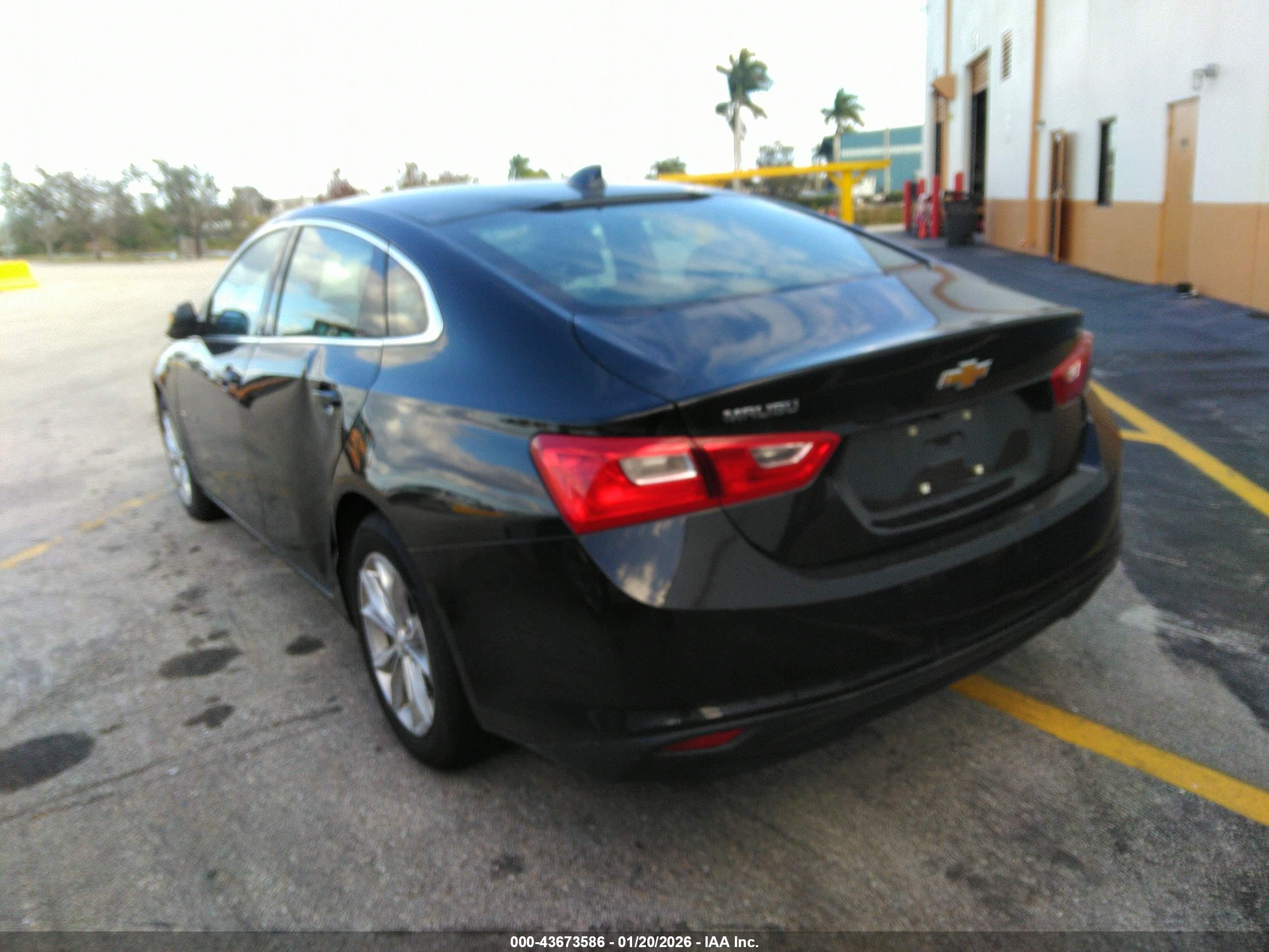 CHEVROLET MALIBU image 3