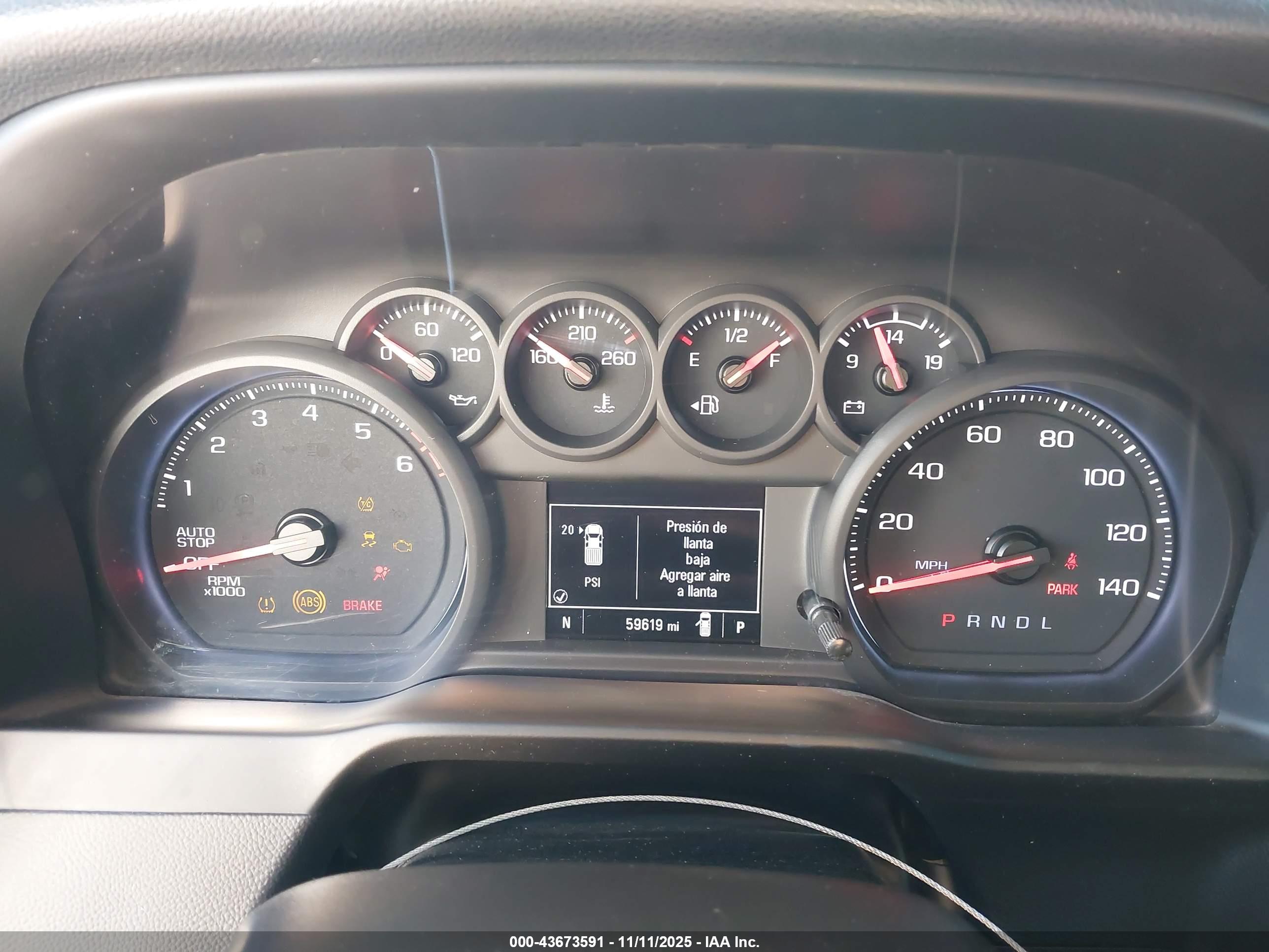CHEVROLET SILVERADO image 7