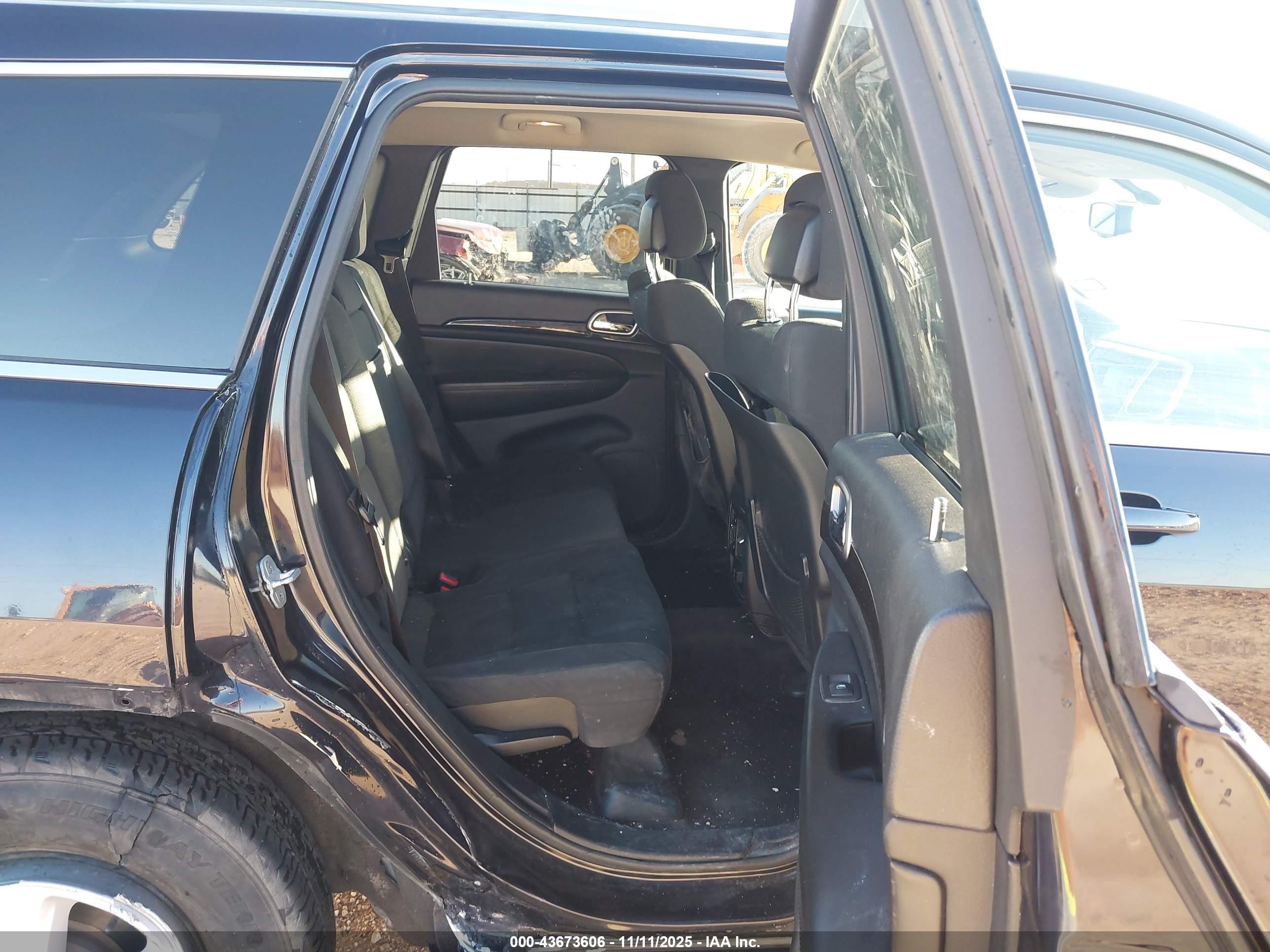 JEEP GRAND image 8